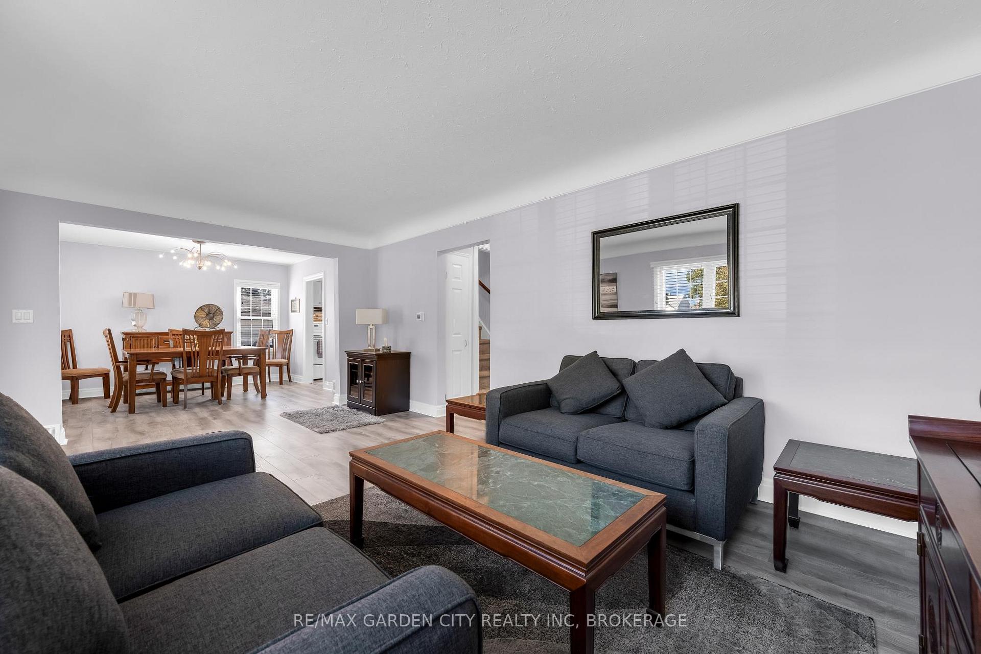 Photo 4 of 4 Manor Road, St. Catharines, Vine/Linwell — HOMEH
