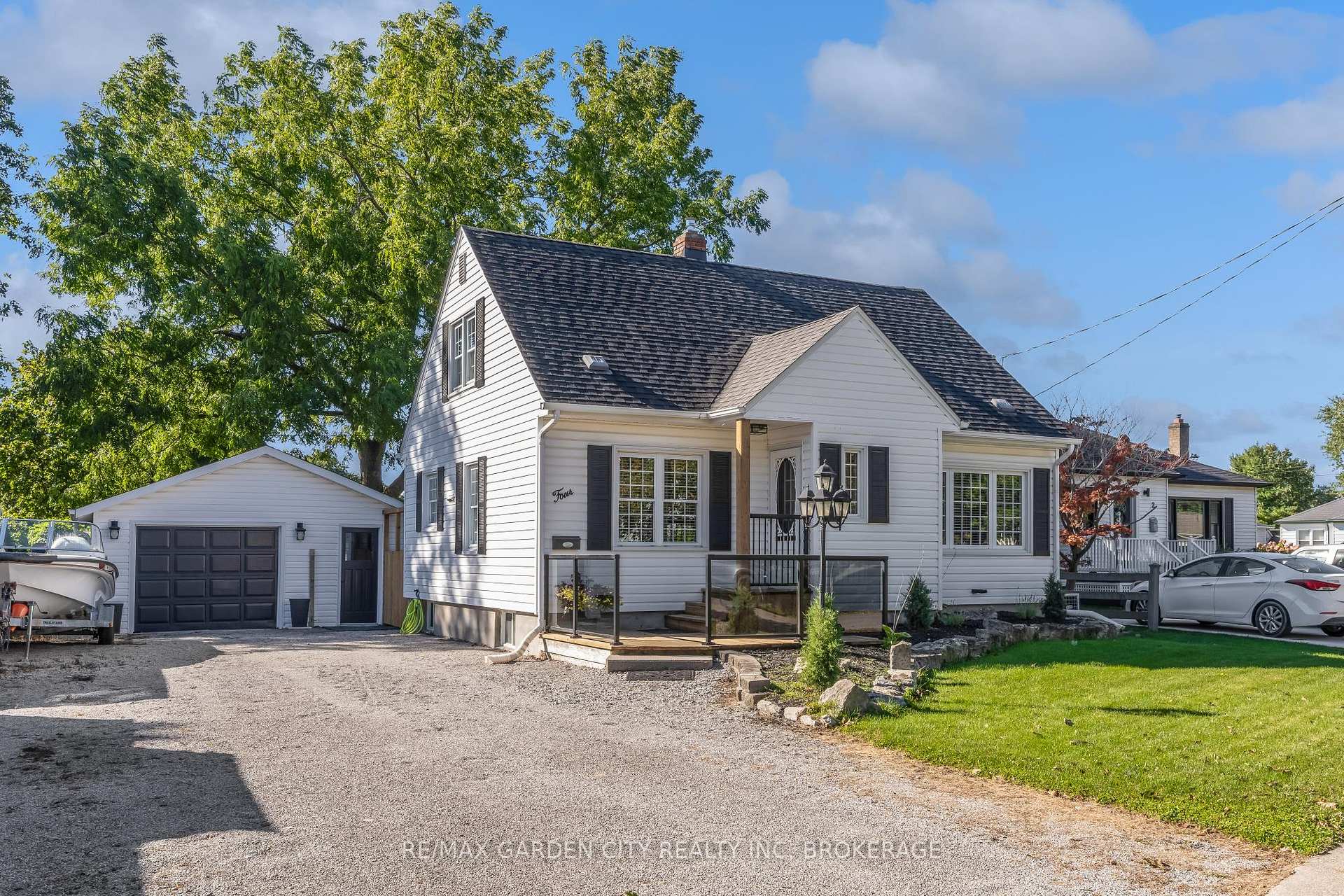Photo of 4 Manor Road