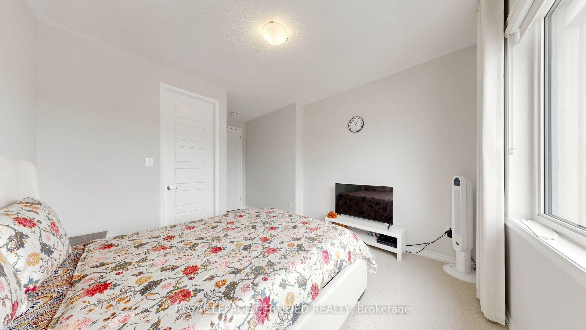 Photo 31 of 1519 Whitlock Avenue, Milton, Bowes — HOMEH