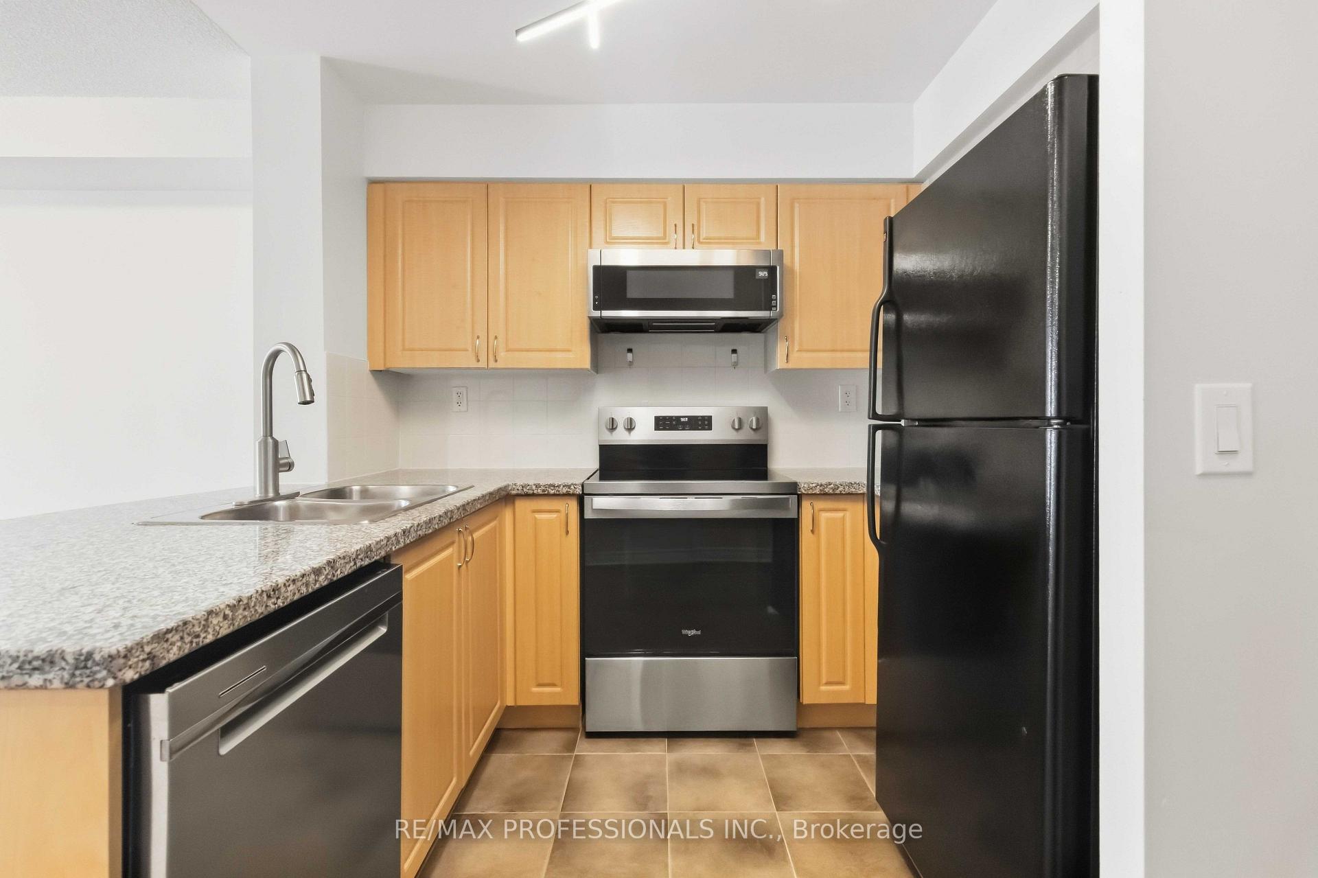 Photo 11 of Unit 701, 5 Michael Power Place, Etobicoke, Islington-City Centre West — HOMEH