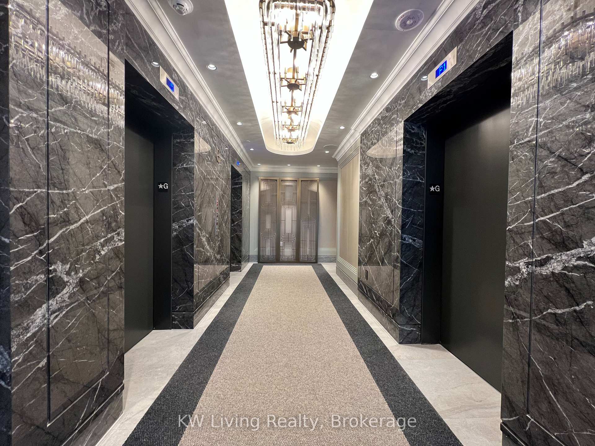 Photo 8 of Unit 430, 259 The Kingsway, Etobicoke, Edenbridge-Humber Valley — HOMEH