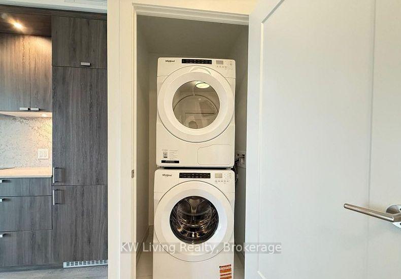 Photo 33 of Unit 430, 259 The Kingsway, Etobicoke, Edenbridge-Humber Valley — HOMEH