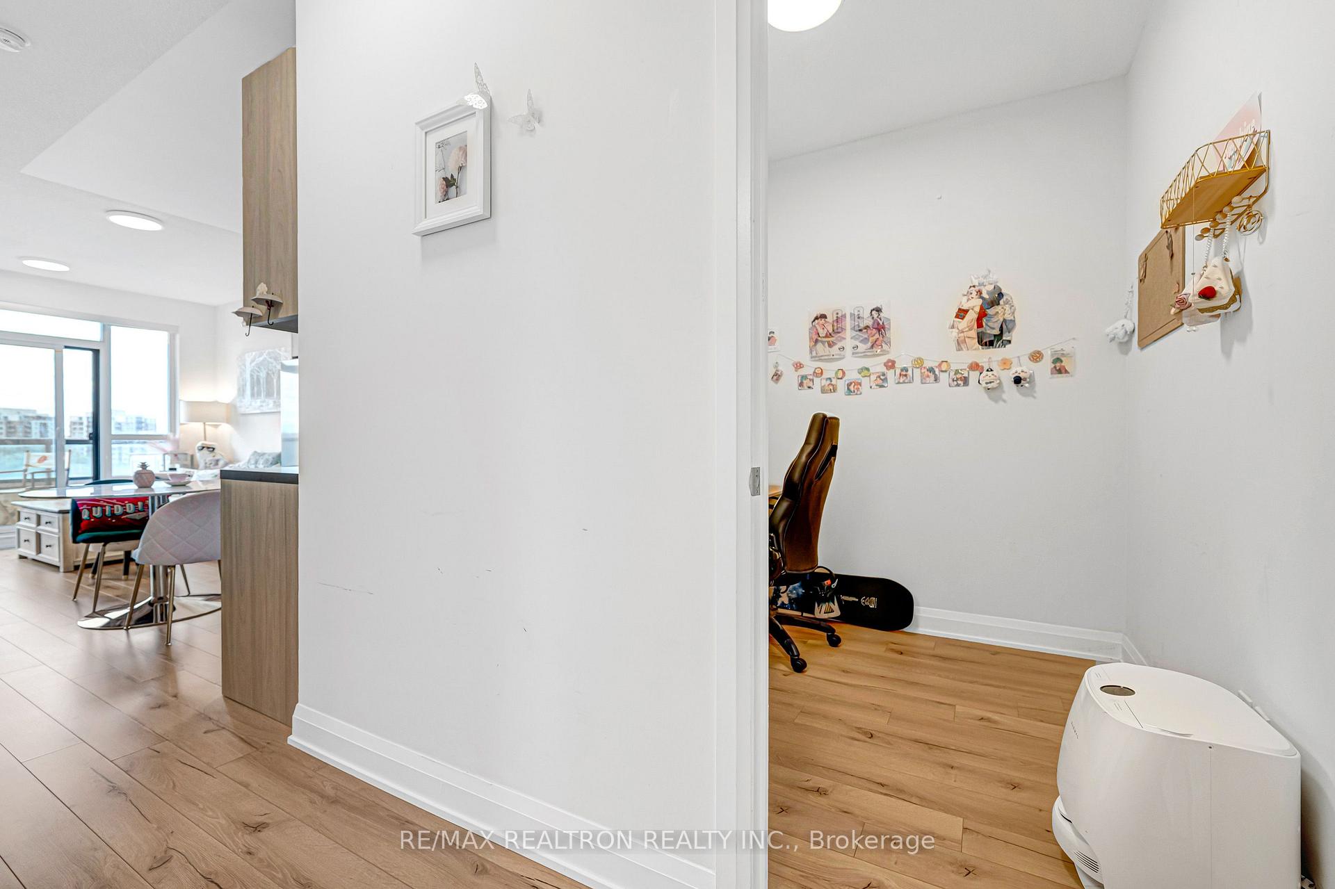 Photo 11 of Unit 715, 15 Water Walk Drive, Markham, Unionville — HOMEH