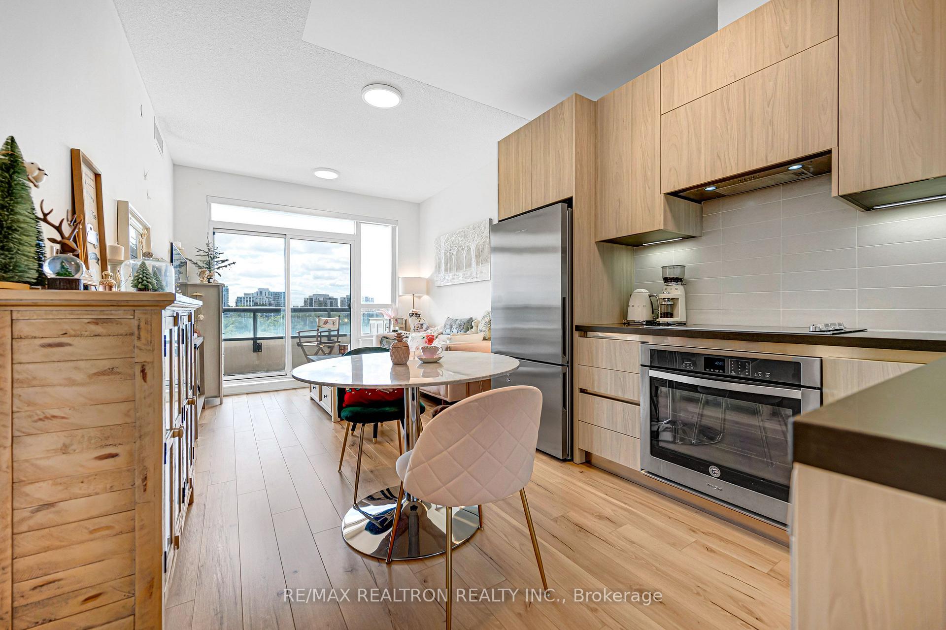 Photo 15 of Unit 715, 15 Water Walk Drive, Markham, Unionville — HOMEH