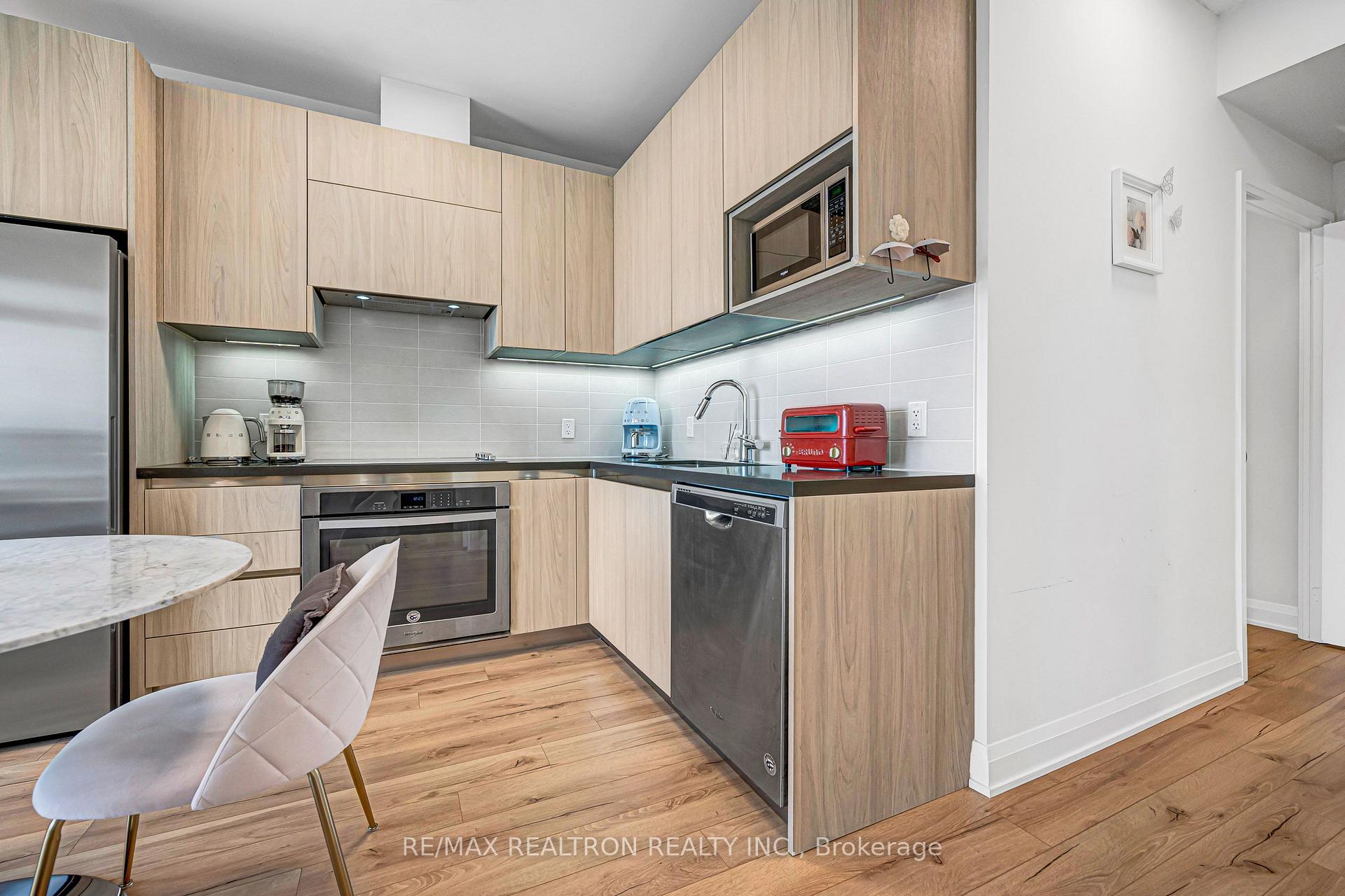 Photo 18 of Unit 715, 15 Water Walk Drive, Markham, Unionville — HOMEH