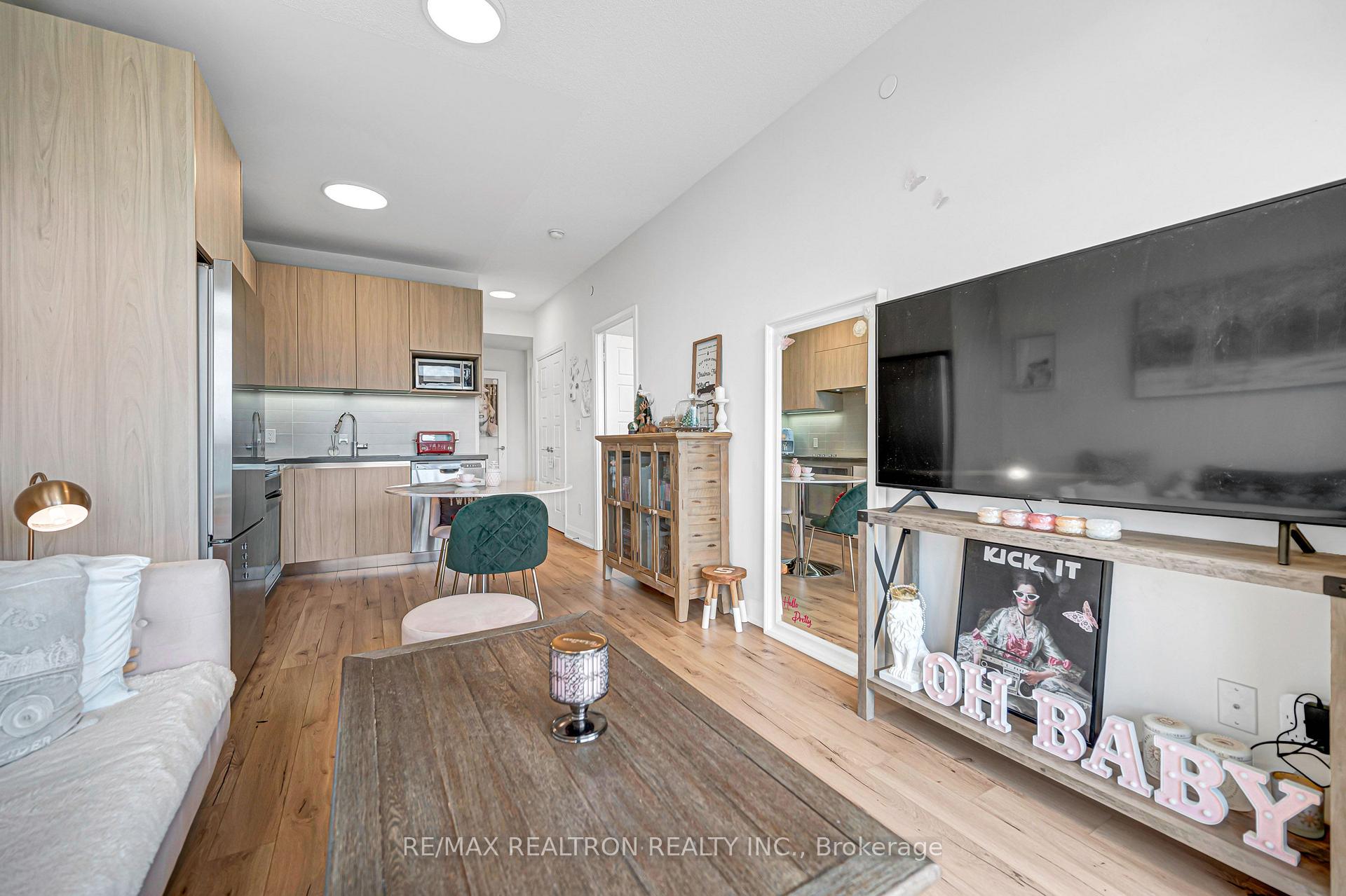 Photo 20 of Unit 715, 15 Water Walk Drive, Markham, Unionville — HOMEH