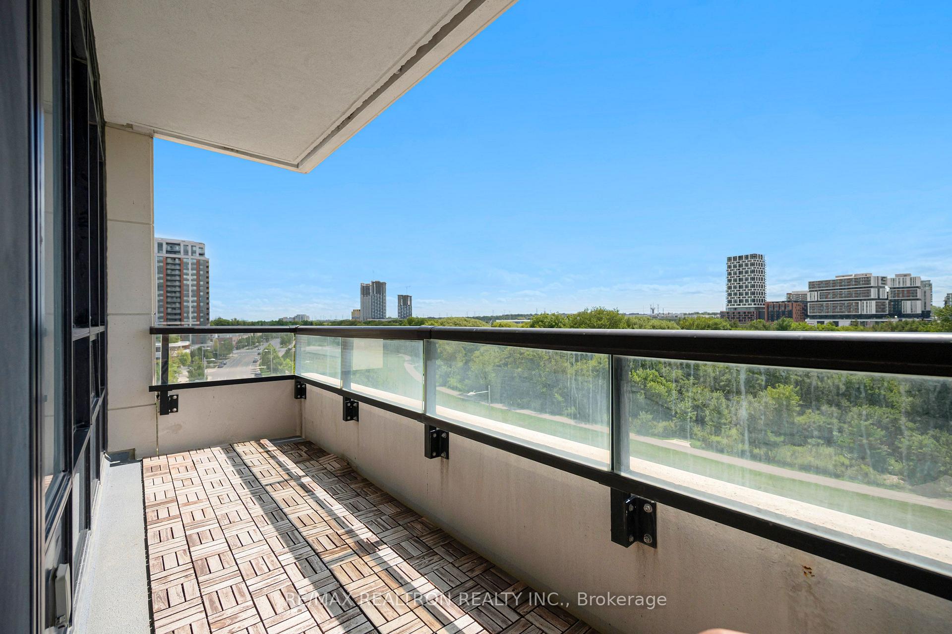 Photo 31 of Unit 715, 15 Water Walk Drive, Markham, Unionville — HOMEH