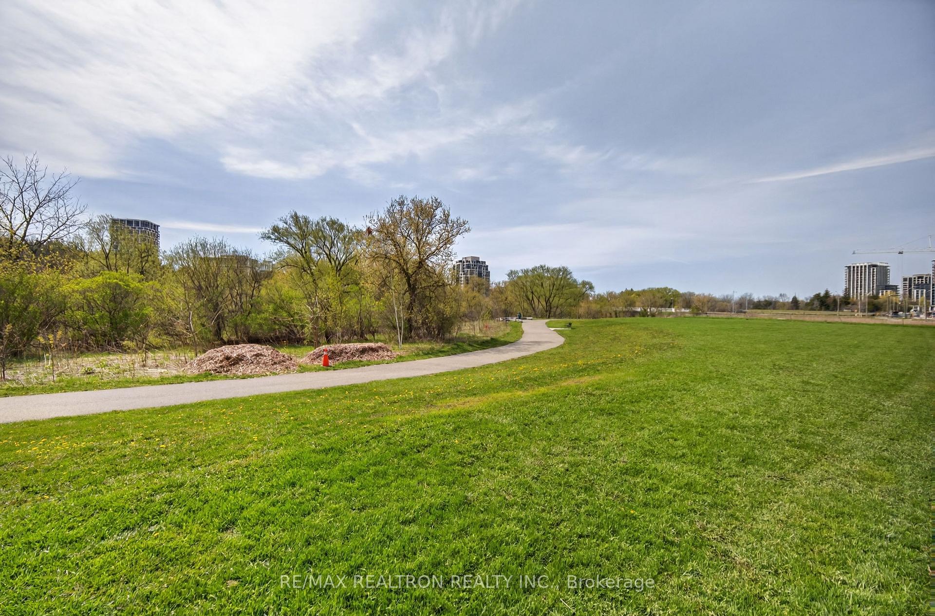 Photo 35 of Unit 715, 15 Water Walk Drive, Markham, Unionville — HOMEH