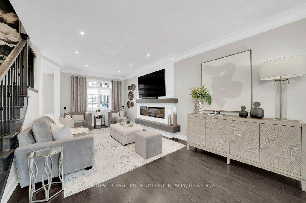 Photo 8 of 86 Glazebrook Drive, Vaughan, East Woodbridge — HOMEH