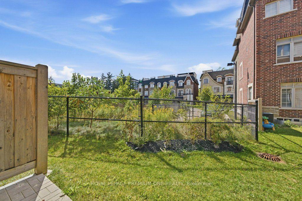 Photo 37 of 86 Glazebrook Drive, Vaughan, East Woodbridge — HOMEH