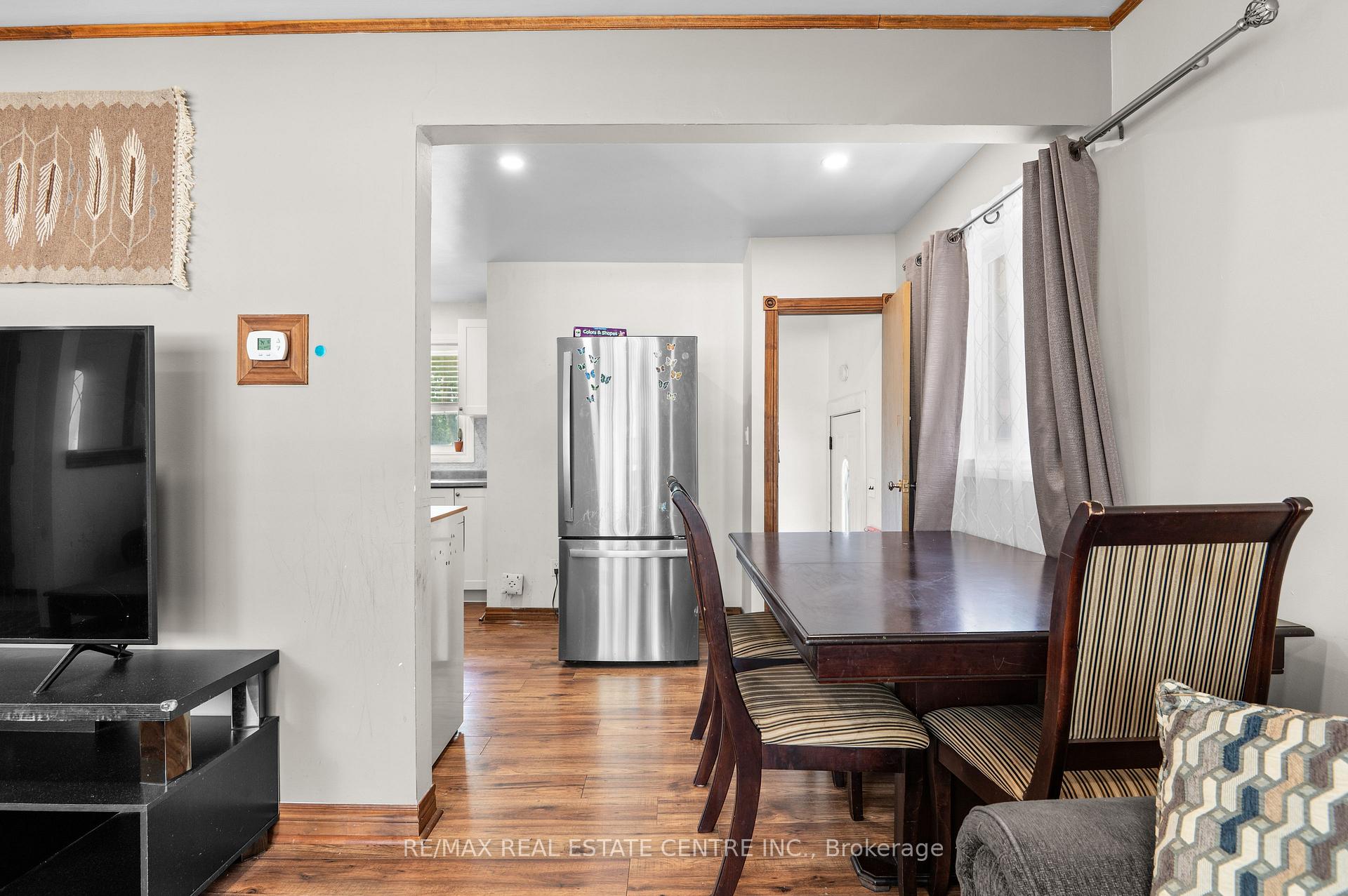 Photo 15 of 62 Elizabeth Street, Orangeville — HOMEH