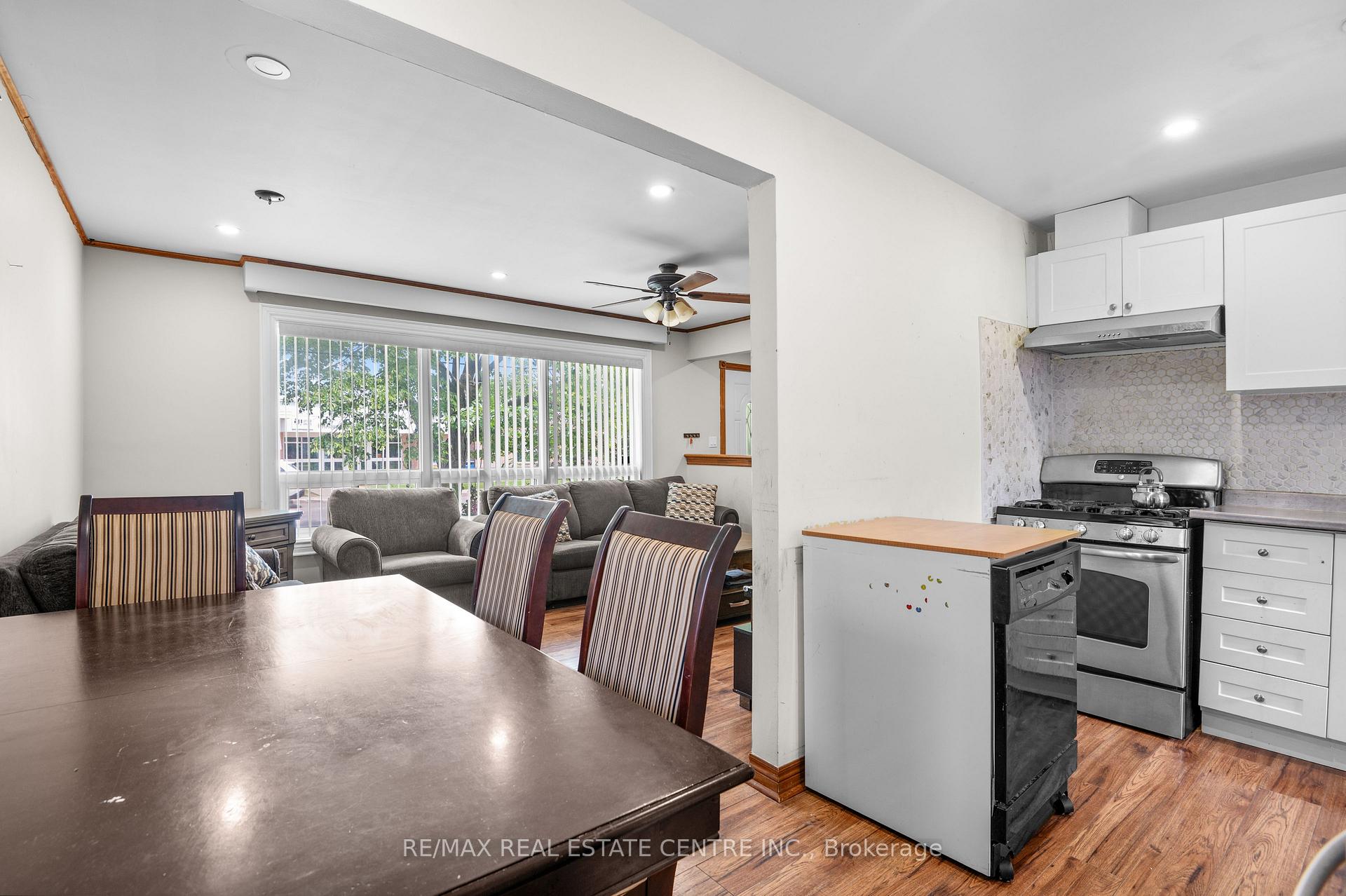 Photo 16 of 62 Elizabeth Street, Orangeville — HOMEH