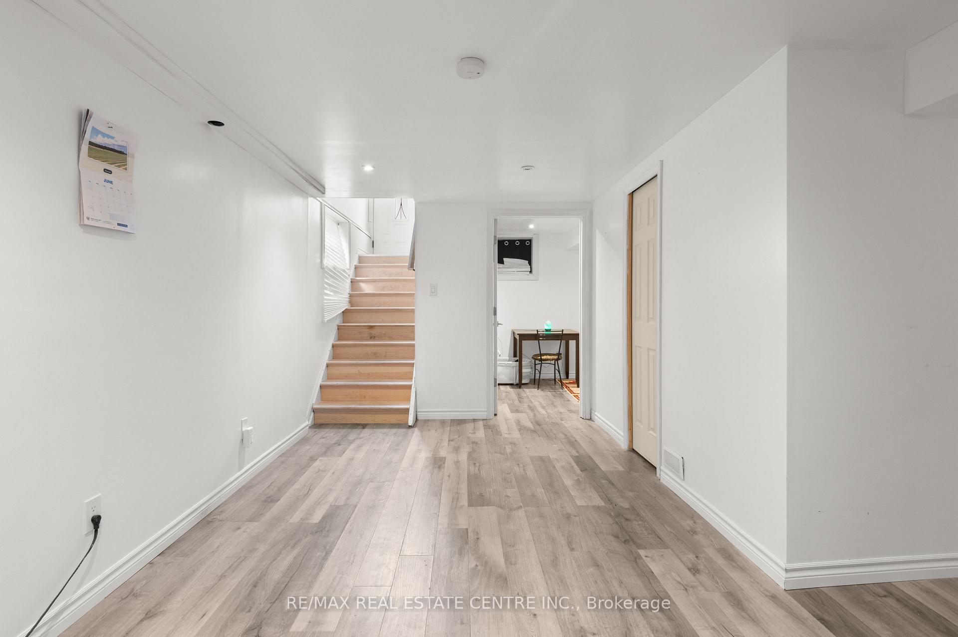 Photo 40 of 62 Elizabeth Street, Orangeville — HOMEH
