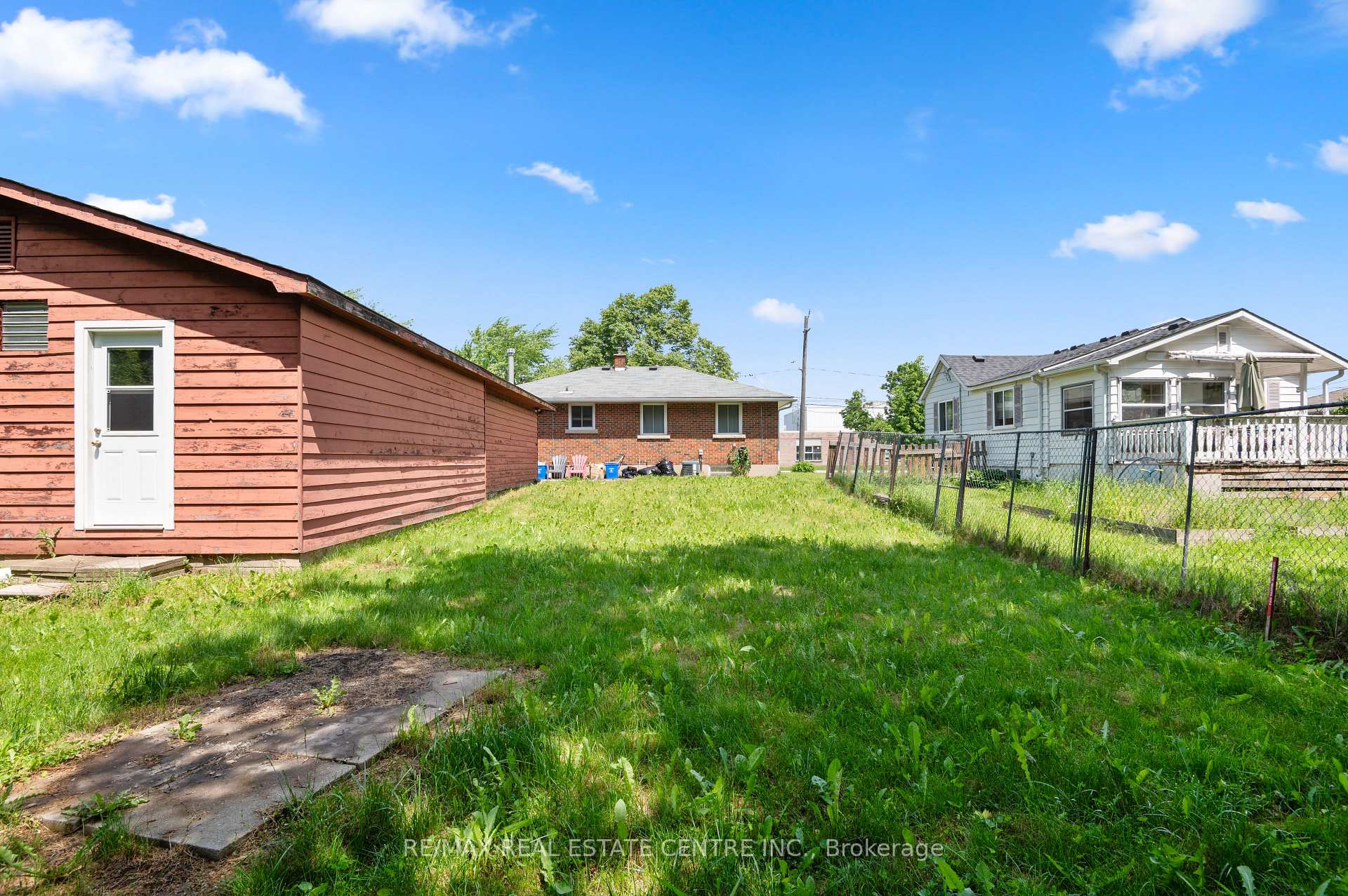 Photo 46 of 62 Elizabeth Street, Orangeville — HOMEH