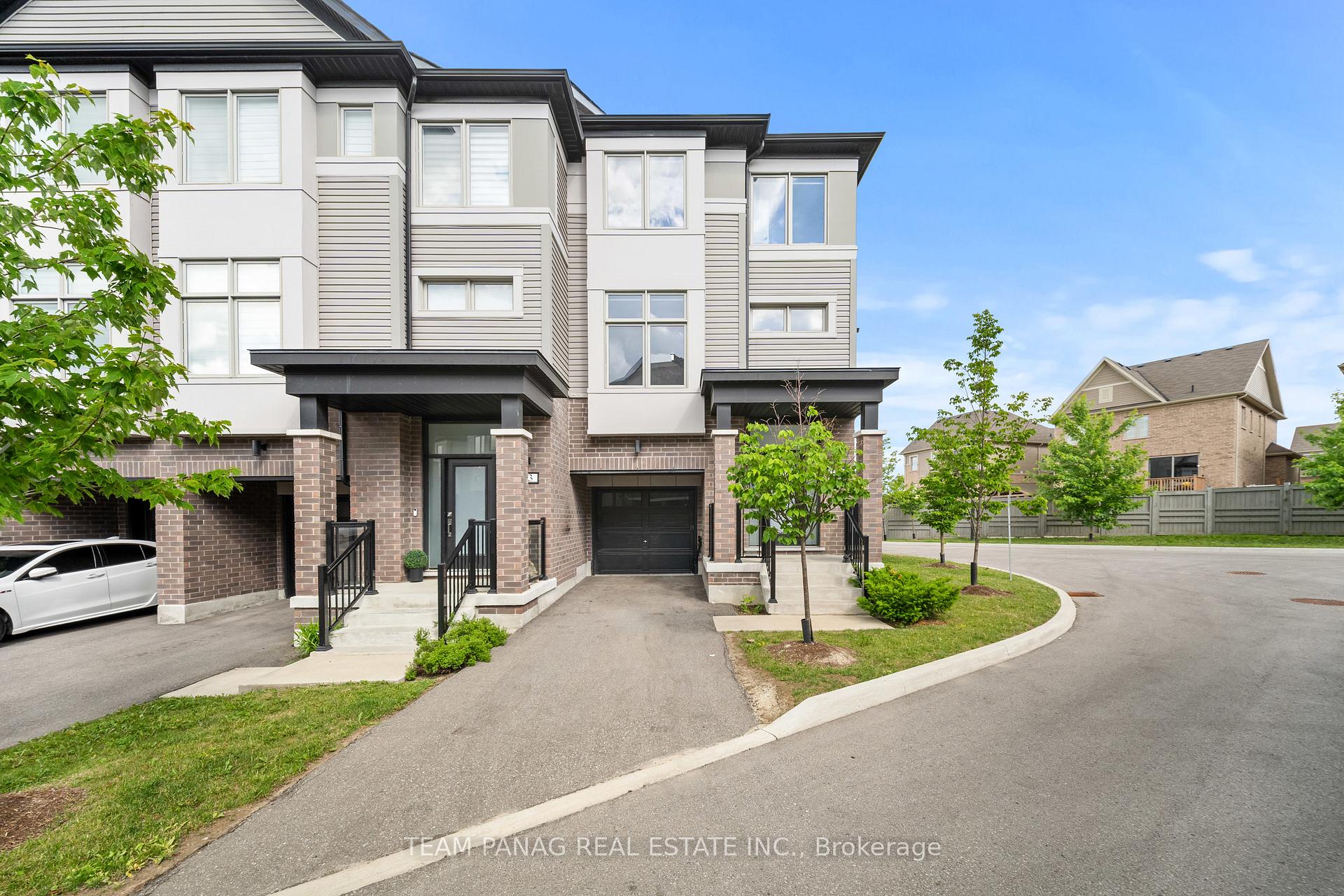 Photo 4 of 65 Totten Trail, New Tecumseth, Tottenham — HOMEH