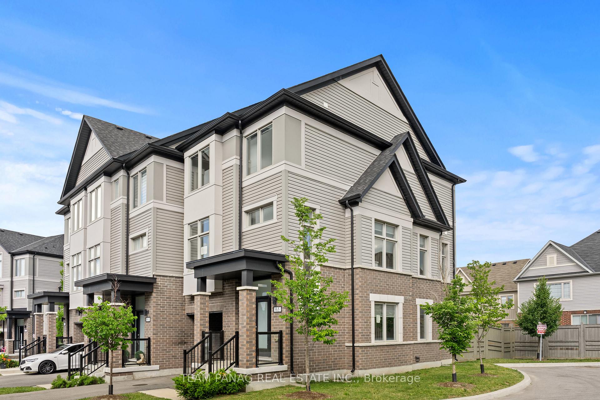Photo 3 of 65 Totten Trail, New Tecumseth, Tottenham — HOMEH