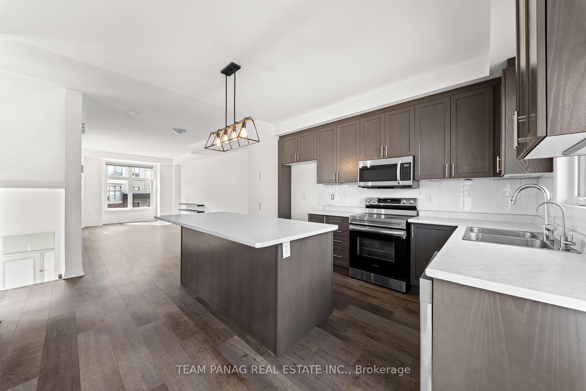 Photo 18 of 65 Totten Trail, New Tecumseth, Tottenham — HOMEH