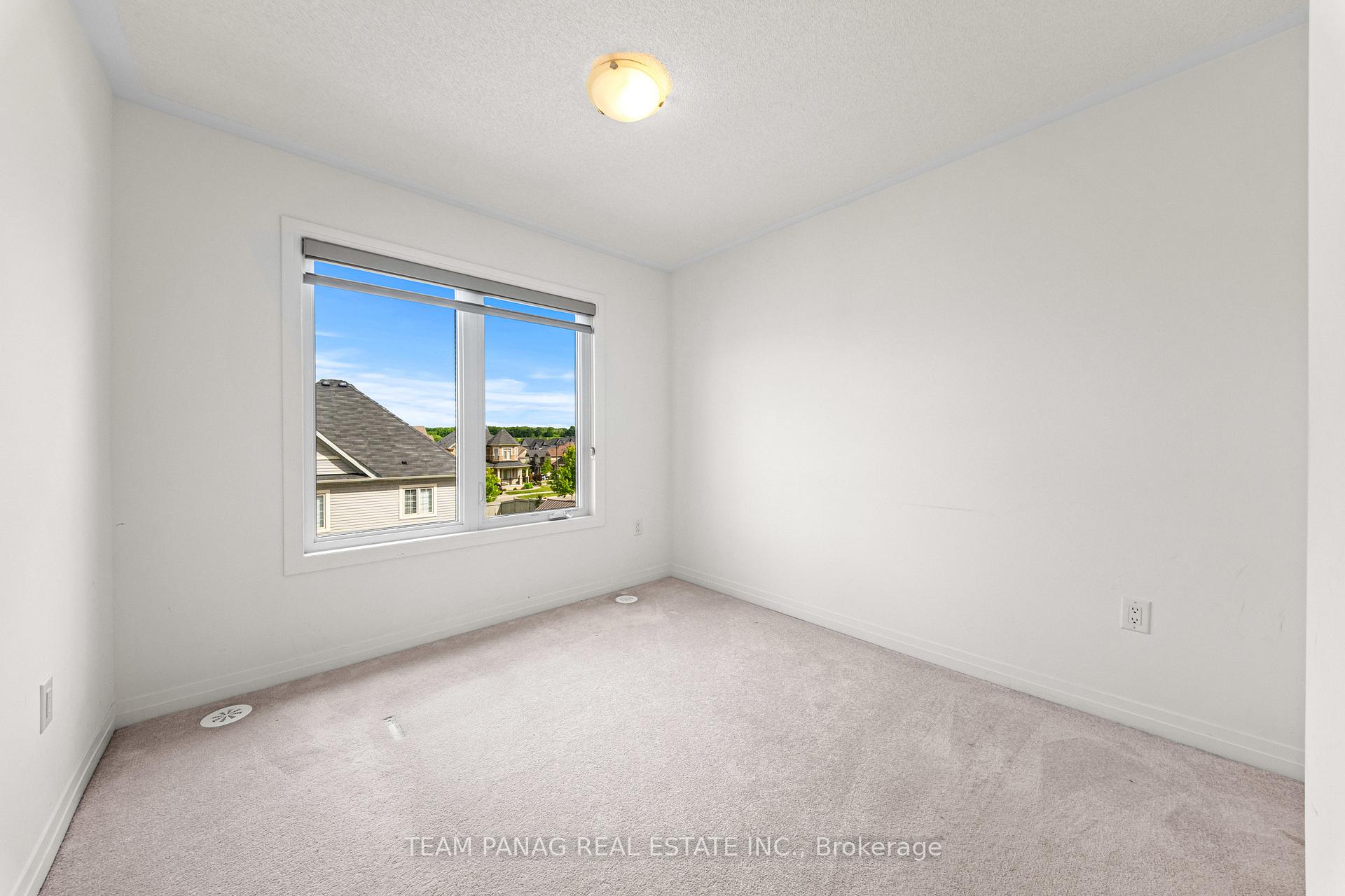 Photo 36 of 65 Totten Trail, New Tecumseth, Tottenham — HOMEH
