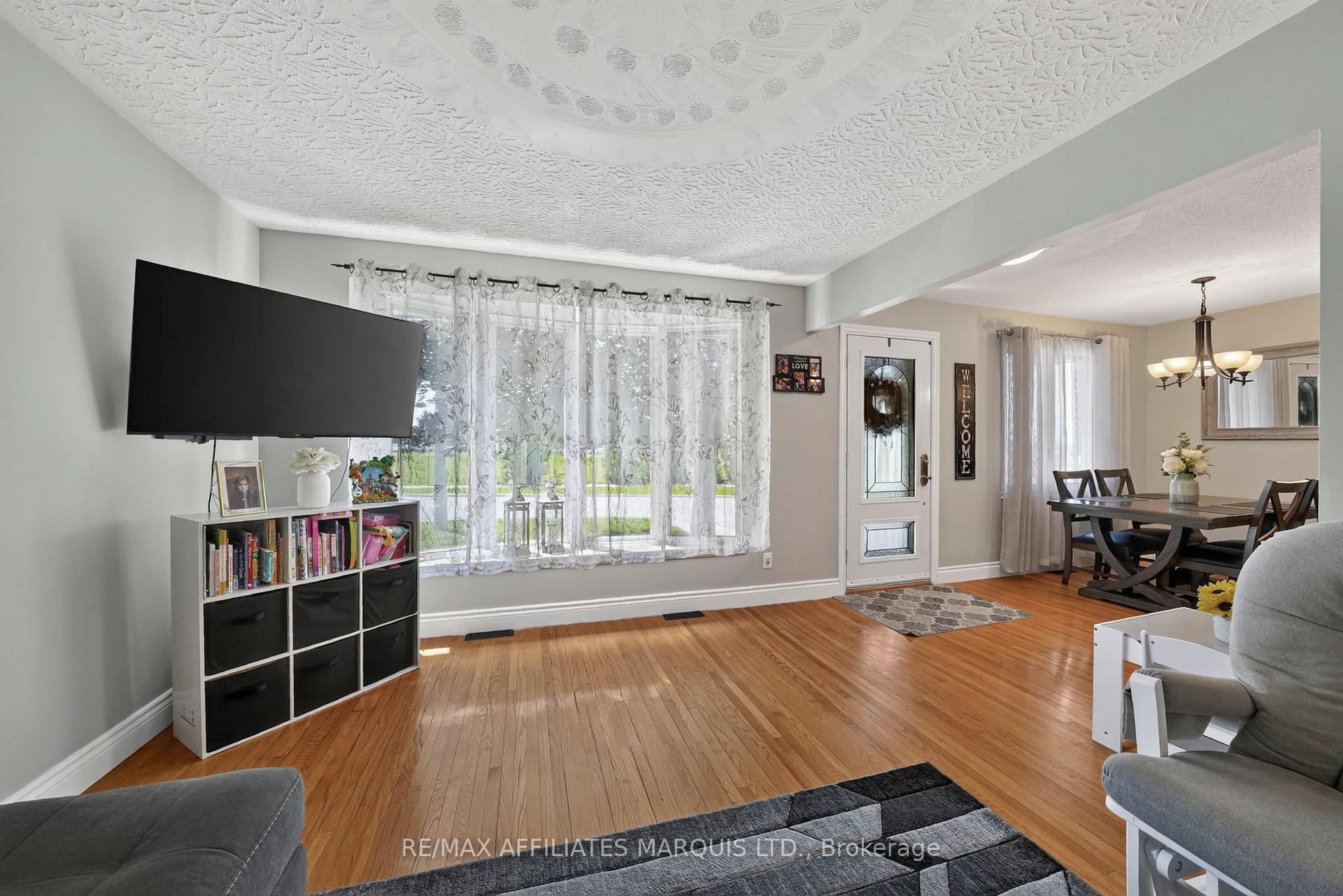 Photo 11 of 824 Alice Street, Cornwall, Cornwall — HOMEH