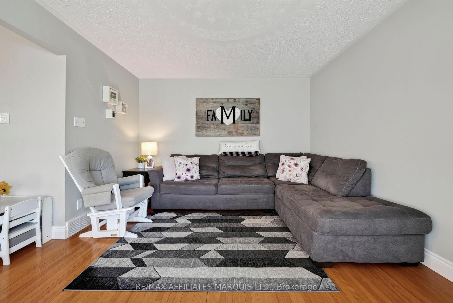 Photo 12 of 824 Alice Street, Cornwall, Cornwall — HOMEH