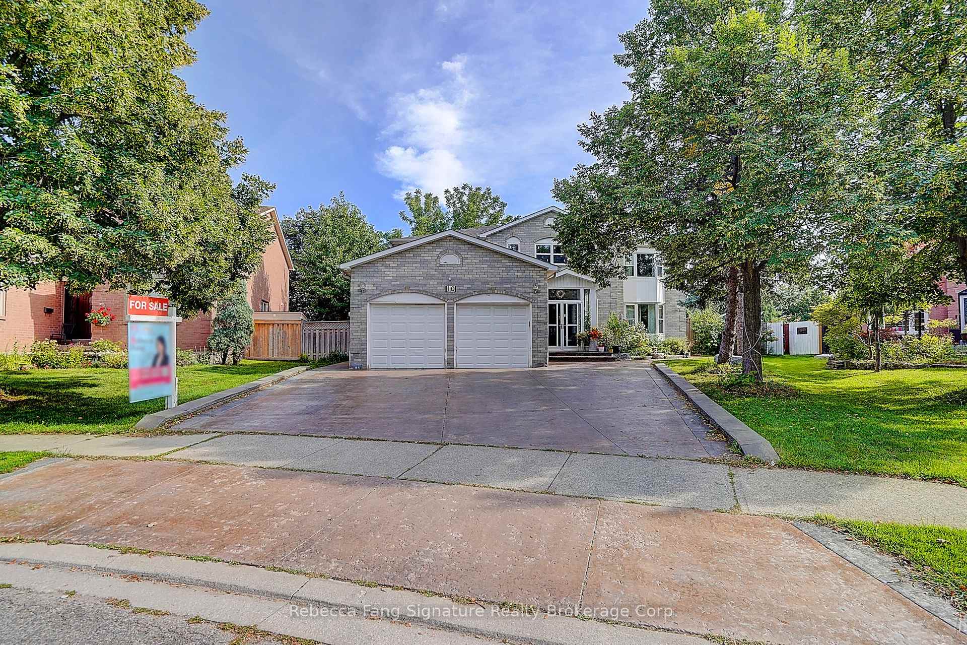 Photo 4 of 10 Settler Court, Brampton, Heart Lake West — HOMEH