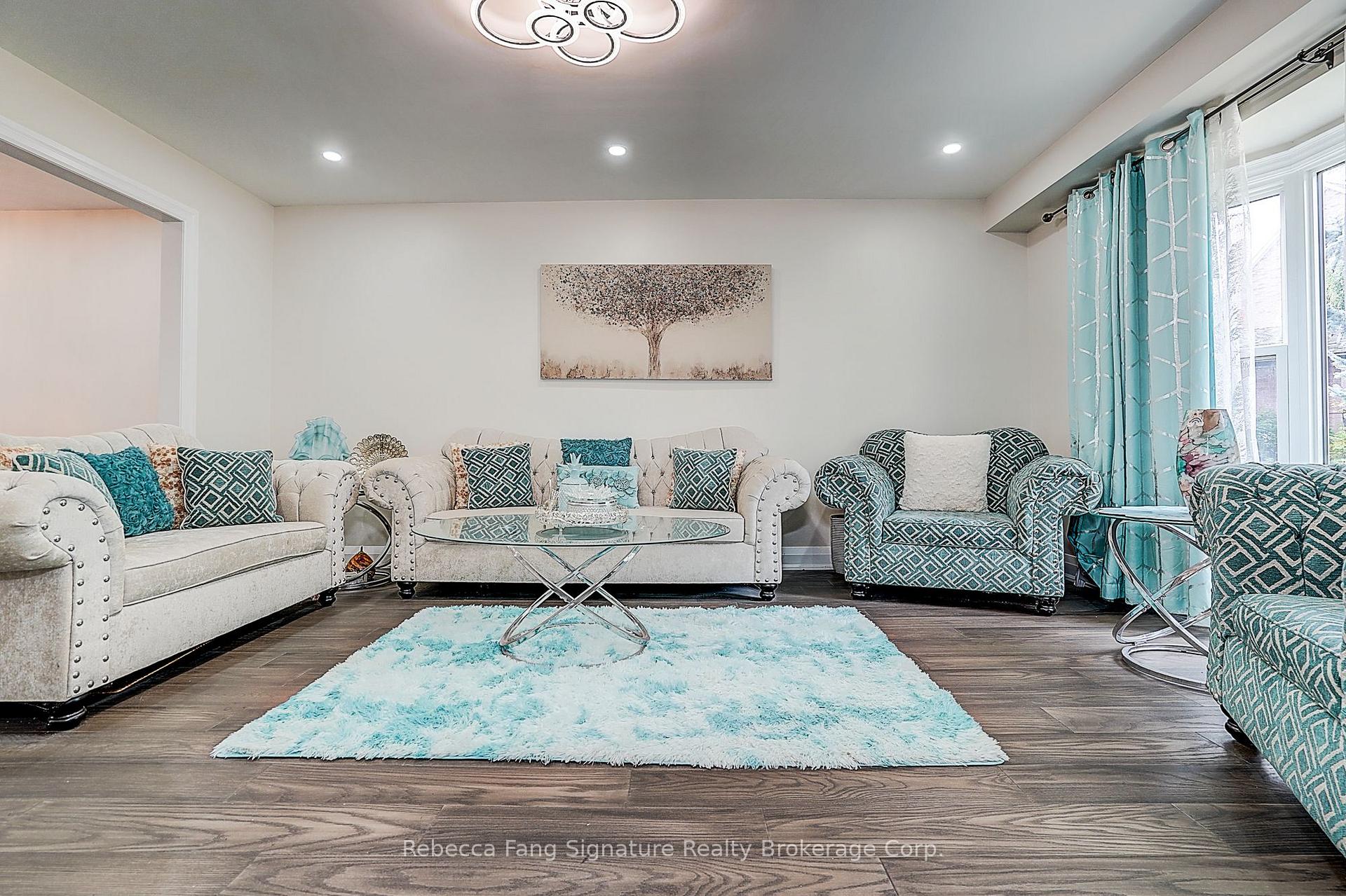 Photo 8 of 10 Settler Court, Brampton, Heart Lake West — HOMEH