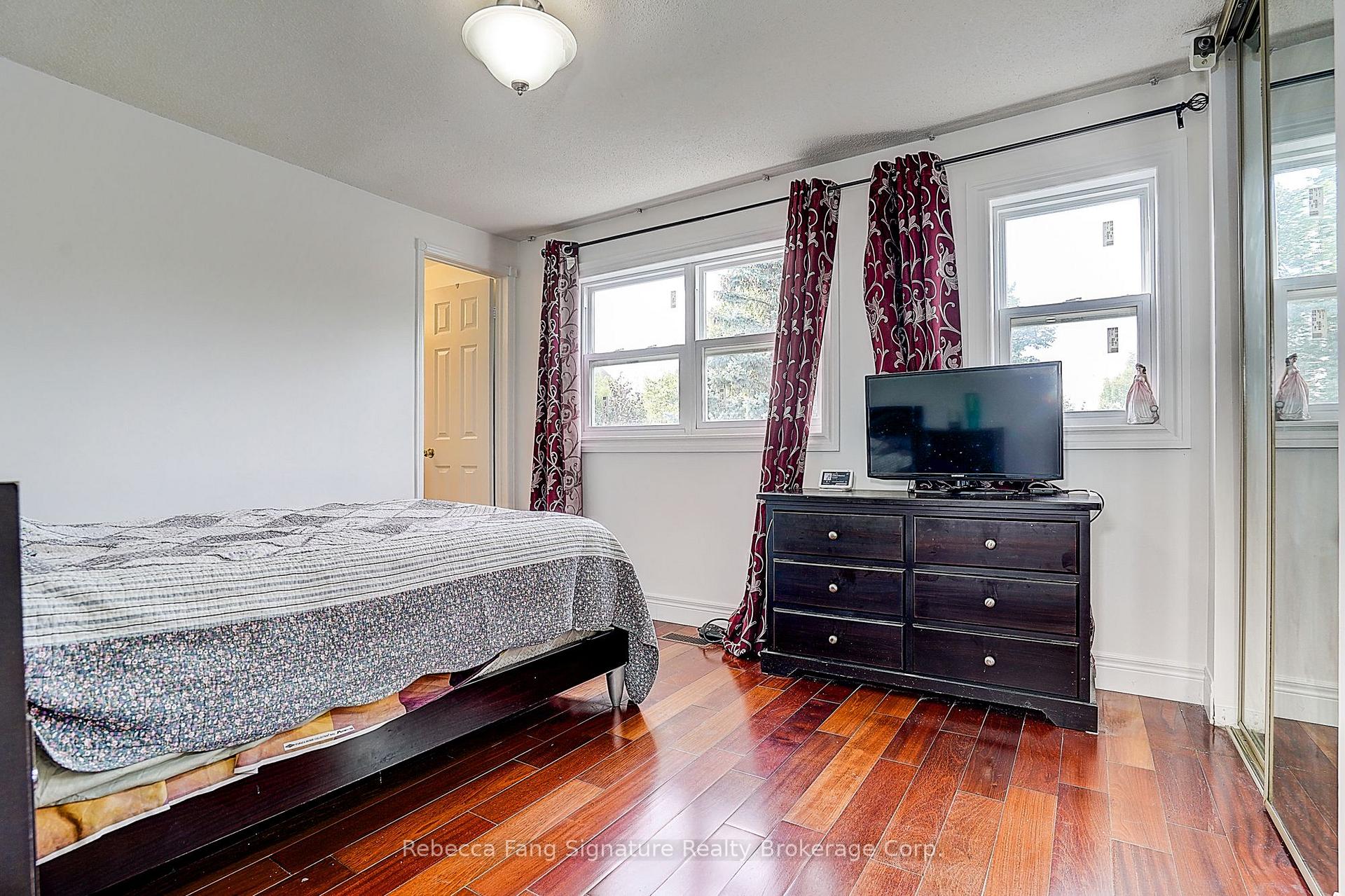 Photo 34 of 10 Settler Court, Brampton, Heart Lake West — HOMEH