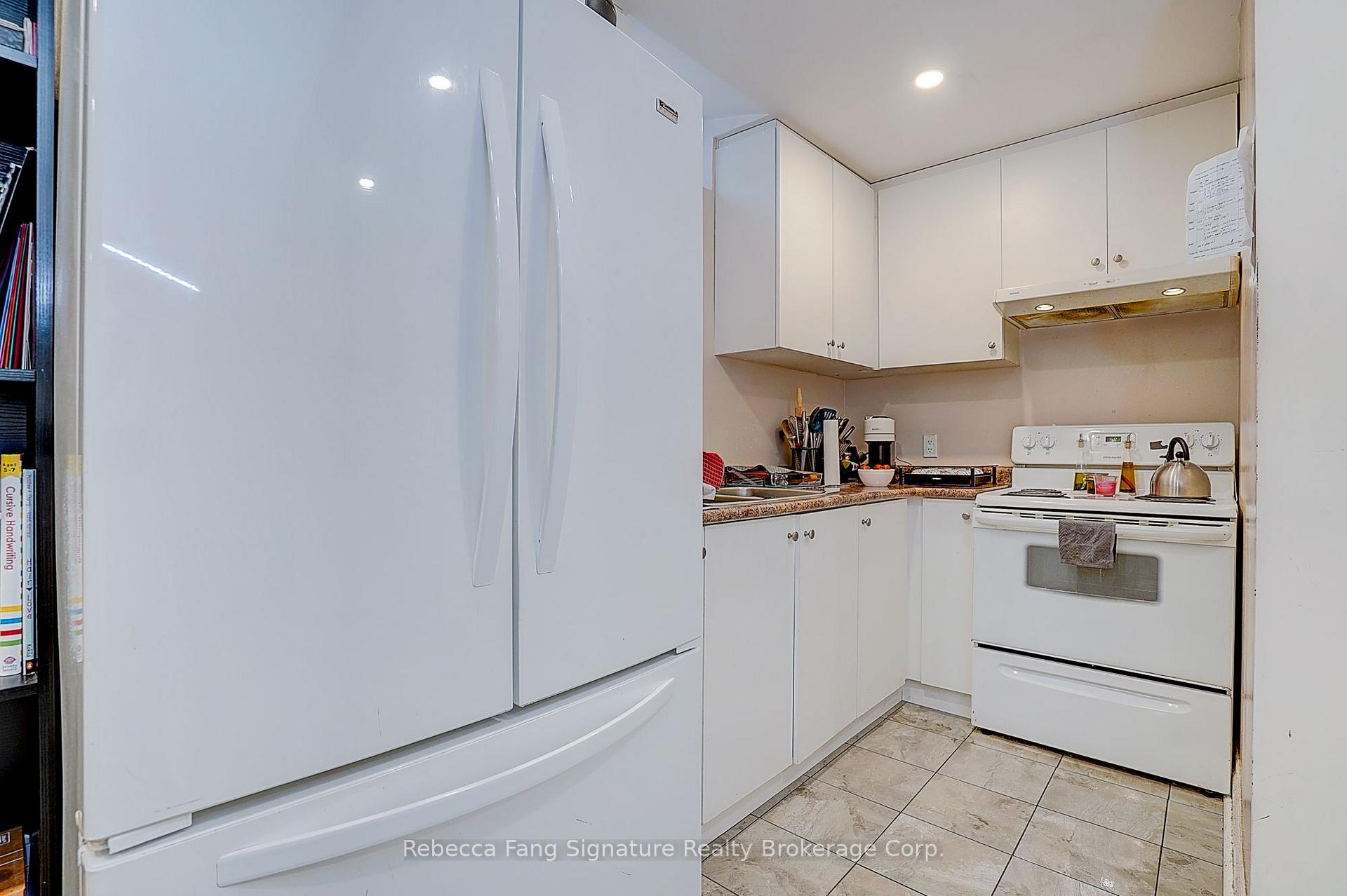Photo 39 of 10 Settler Court, Brampton, Heart Lake West — HOMEH