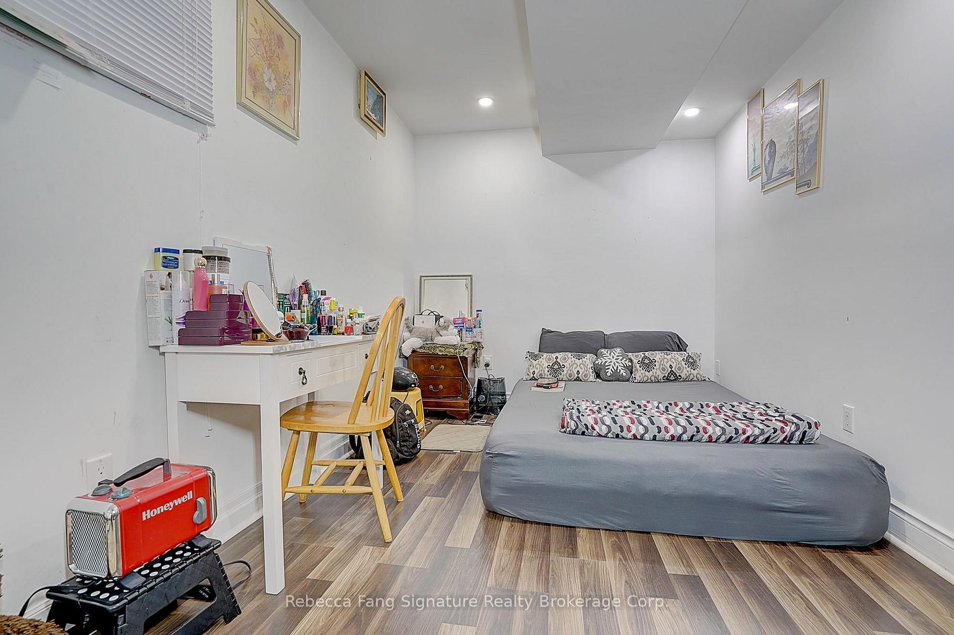 Photo 43 of 10 Settler Court, Brampton, Heart Lake West — HOMEH