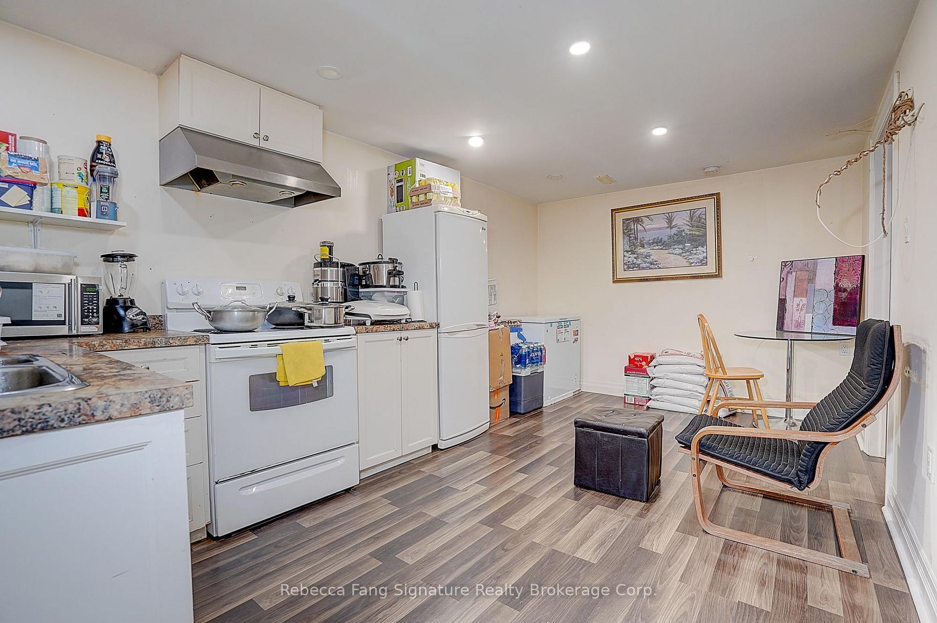 Photo 46 of 10 Settler Court, Brampton, Heart Lake West — HOMEH