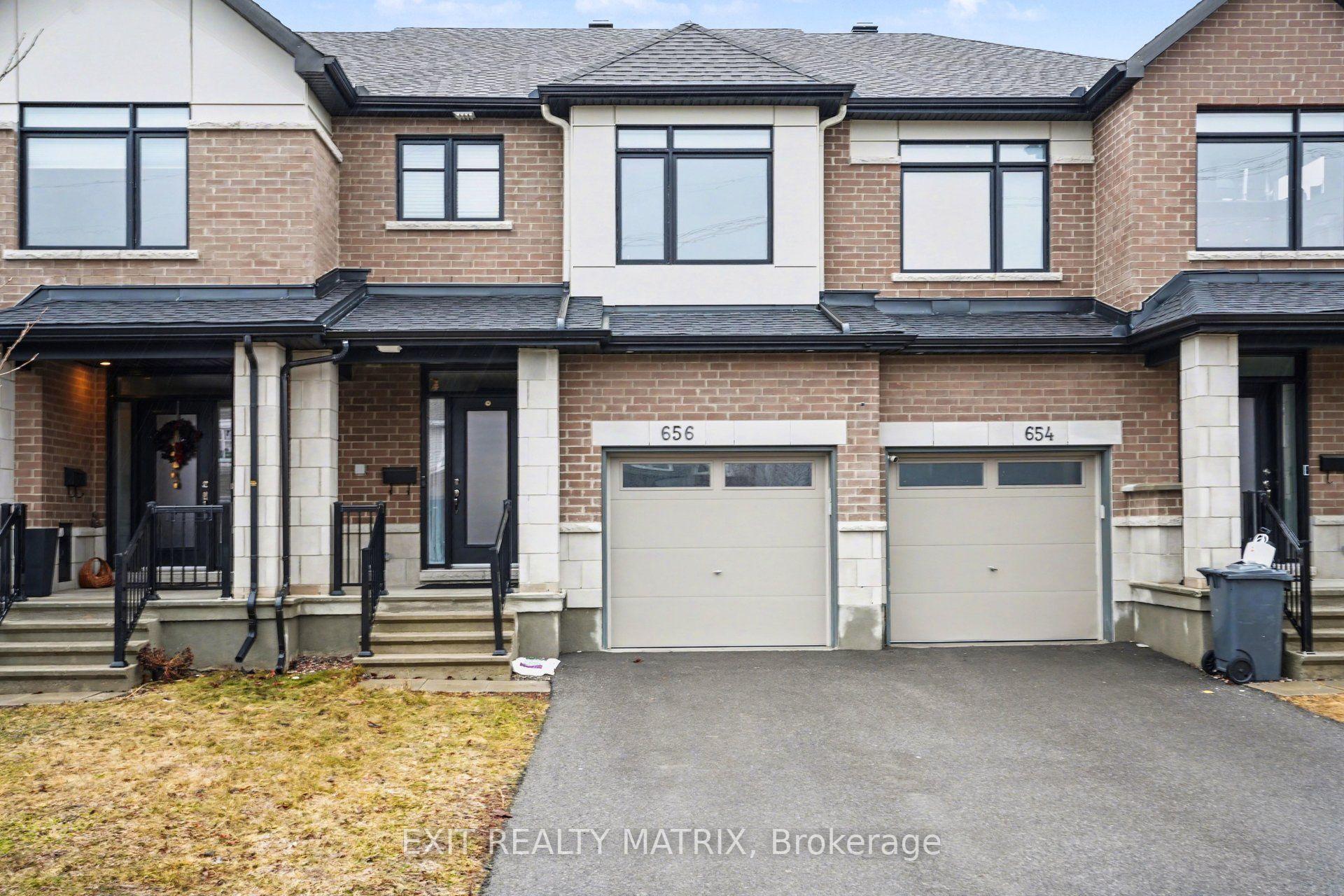 Photo 3 of 656 Putney Crescent, Ottawa, Stittsville (South) — HOMEH