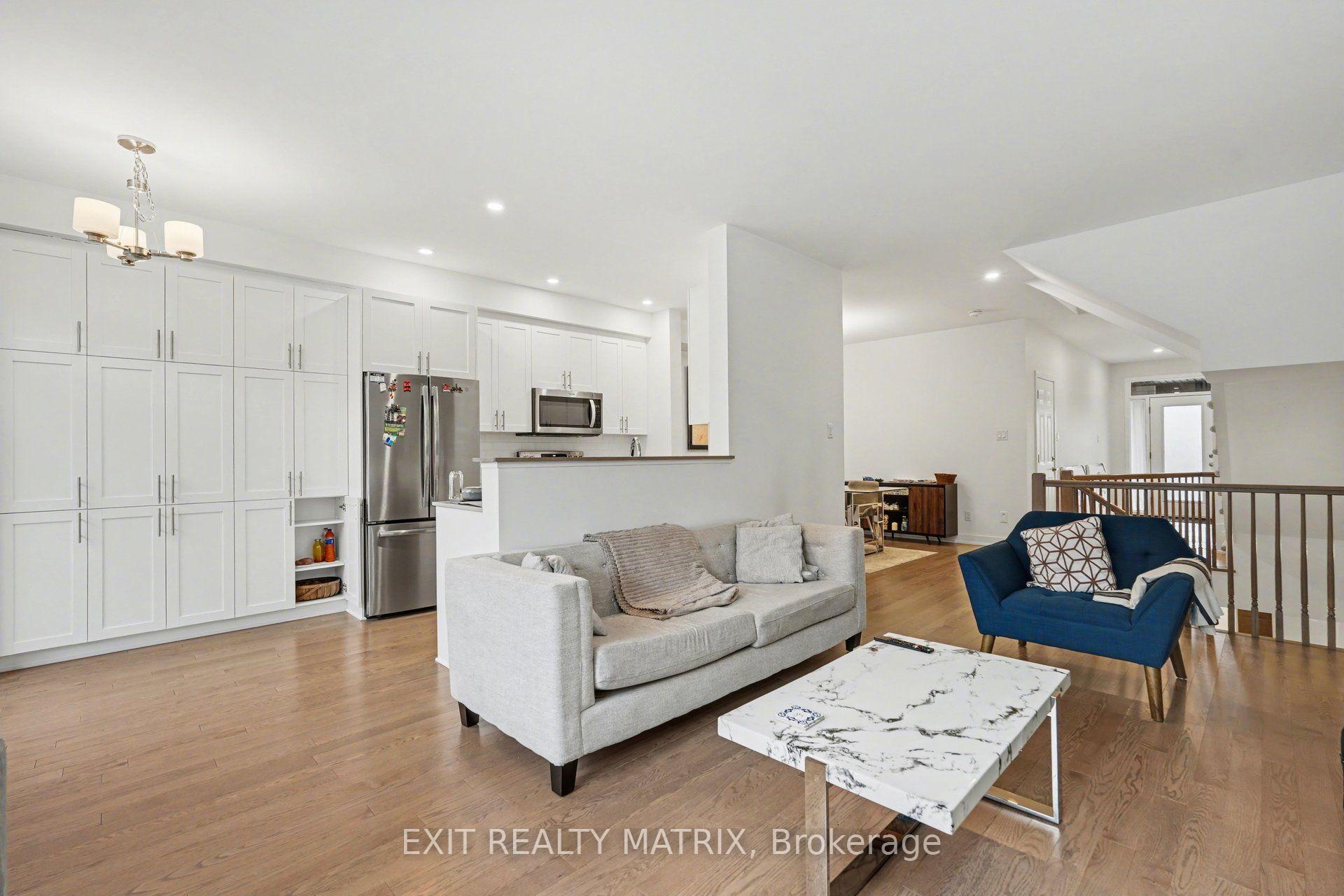 Photo 13 of 656 Putney Crescent, Ottawa, Stittsville (South) — HOMEH