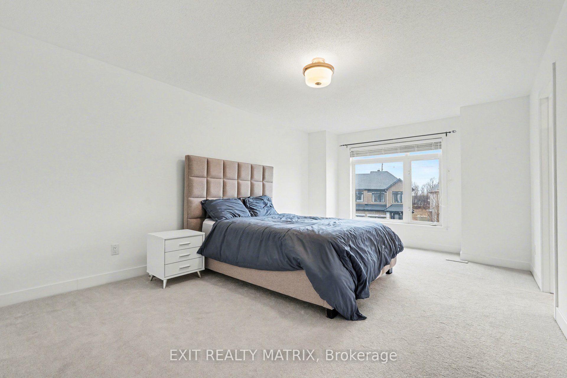 Photo 20 of 656 Putney Crescent, Ottawa, Stittsville (South) — HOMEH