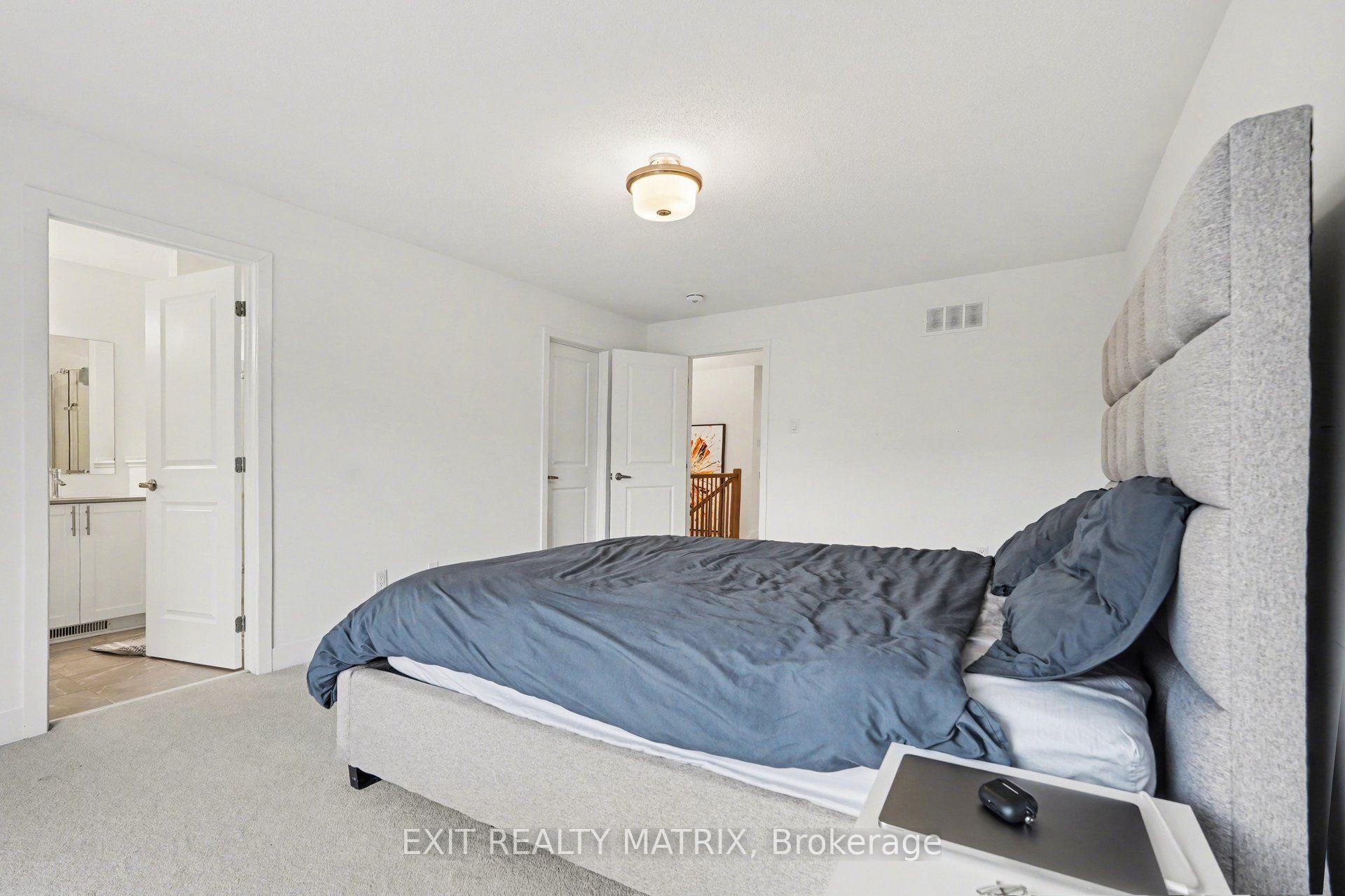 Photo 21 of 656 Putney Crescent, Ottawa, Stittsville (South) — HOMEH