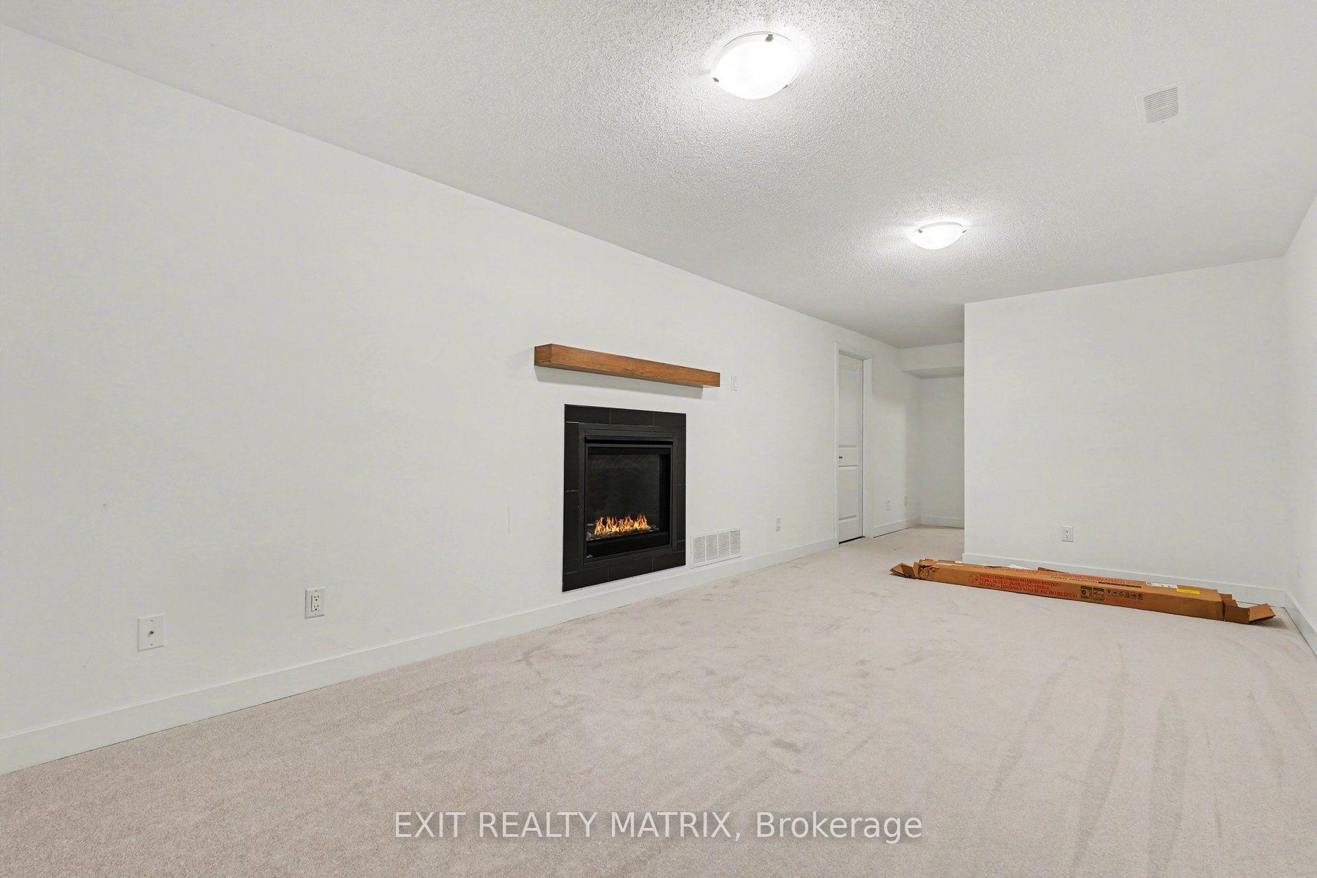Photo 27 of 656 Putney Crescent, Ottawa, Stittsville (South) — HOMEH