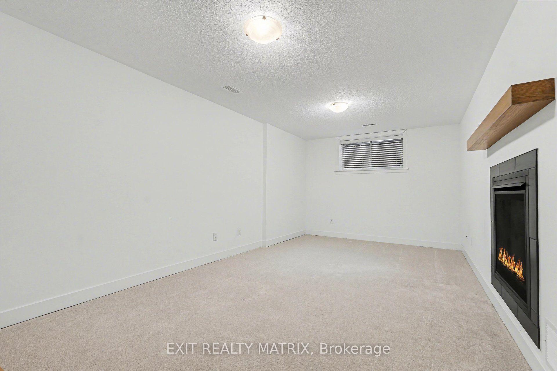 Photo 28 of 656 Putney Crescent, Ottawa, Stittsville (South) — HOMEH