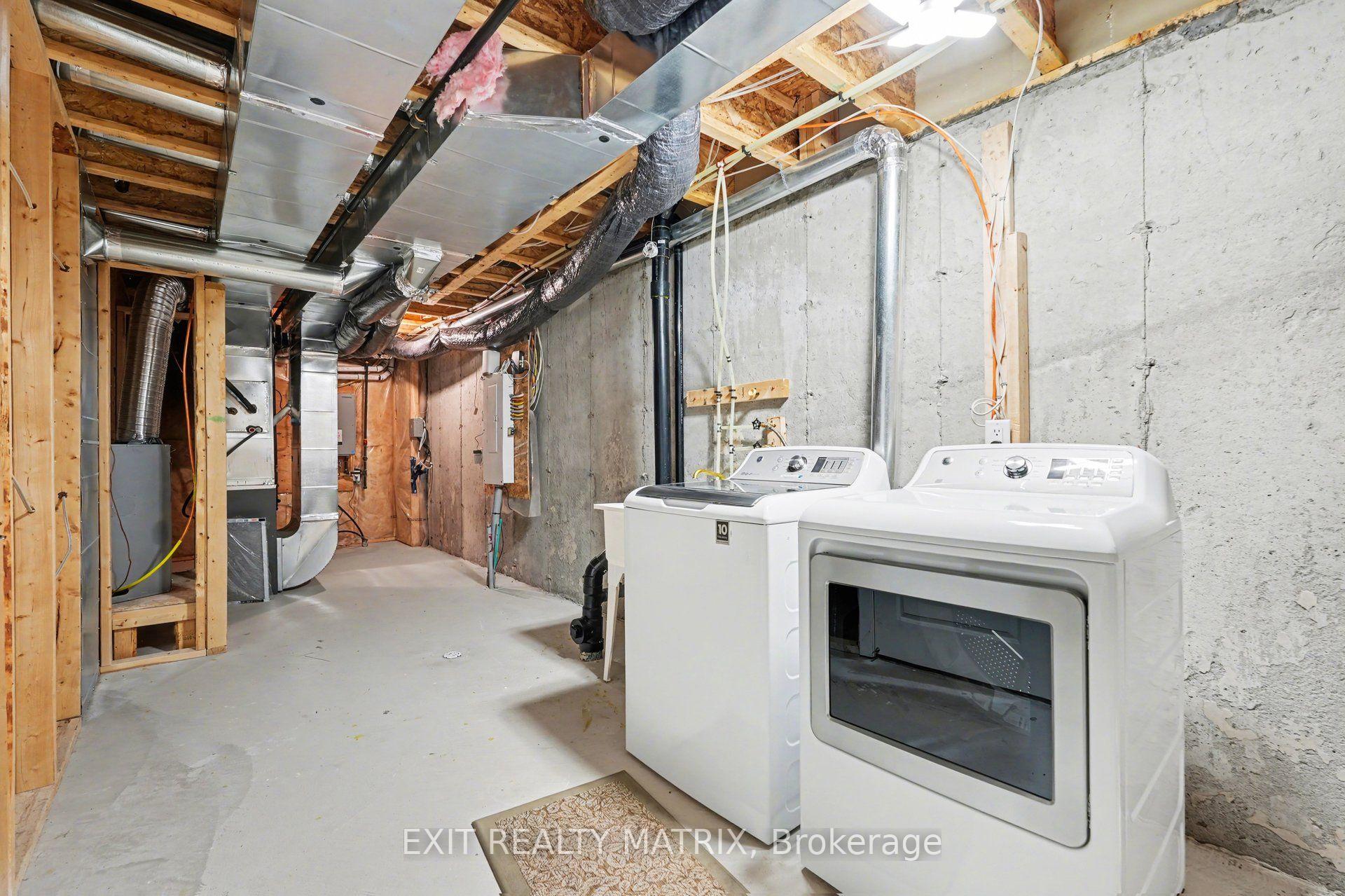 Photo 29 of 656 Putney Crescent, Ottawa, Stittsville (South) — HOMEH