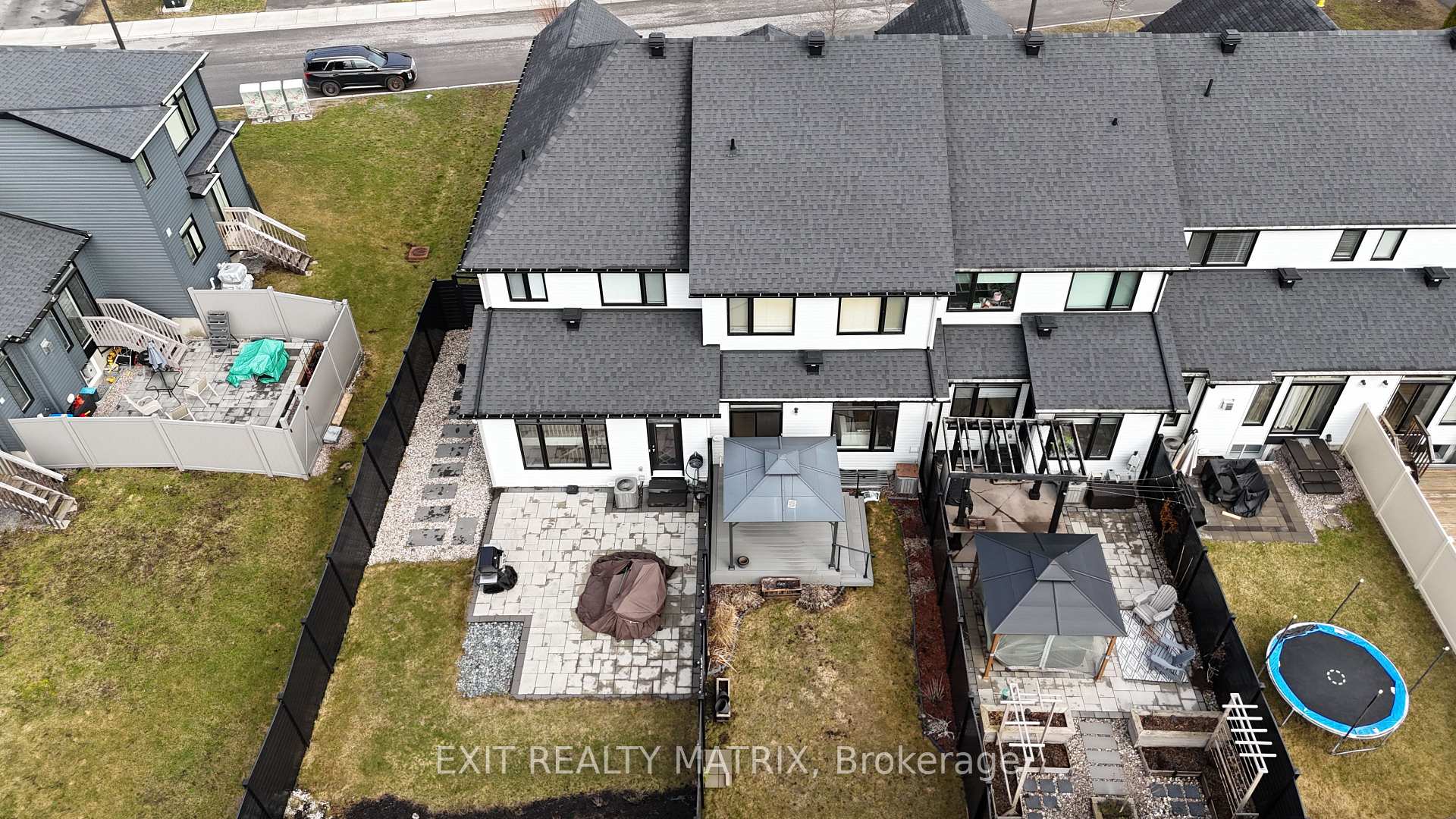 Photo 34 of 656 Putney Crescent, Ottawa, Stittsville (South) — HOMEH
