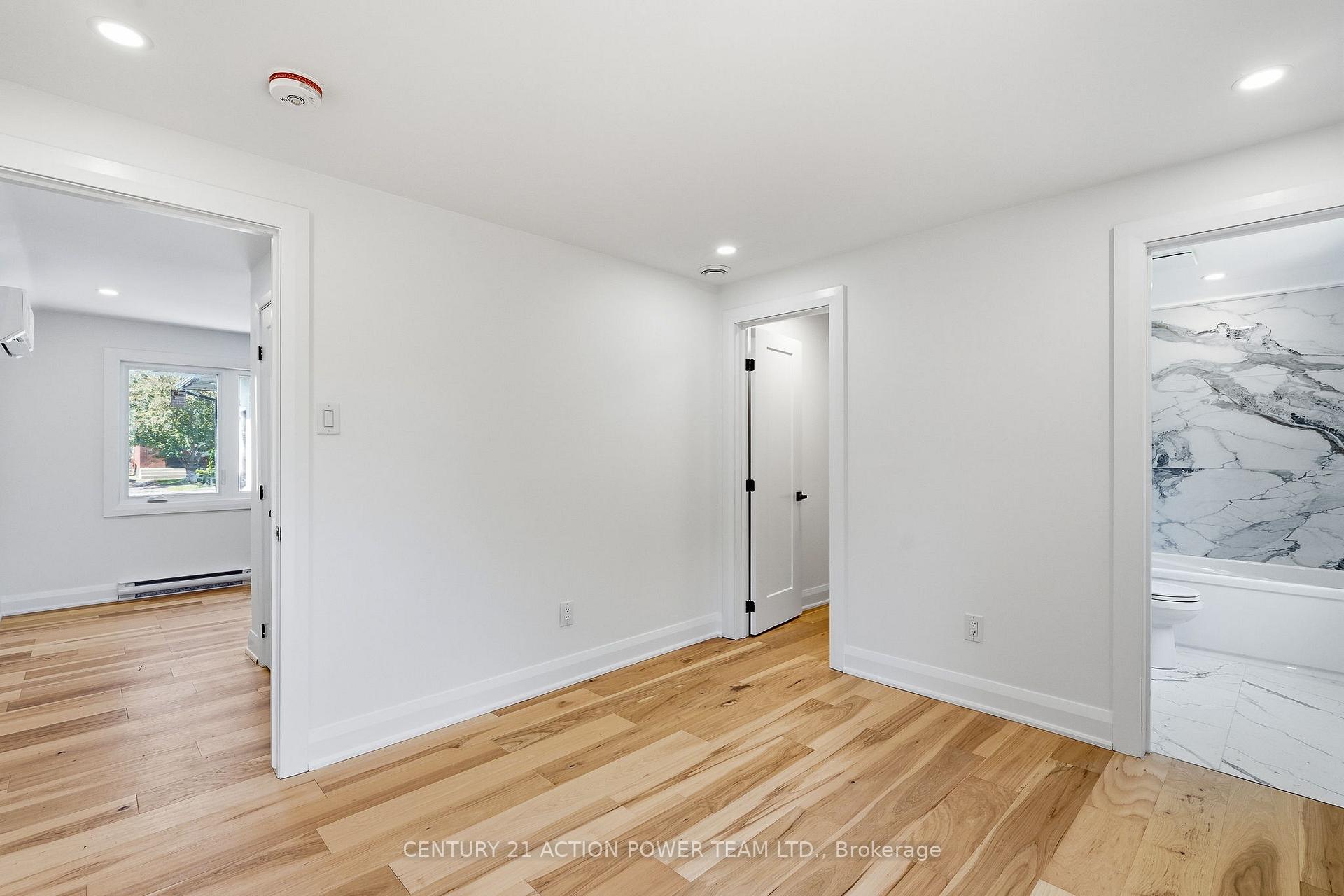 Photo 32 of 1831 Haig Drive S, Ottawa, Elmvale Acres — HOMEH