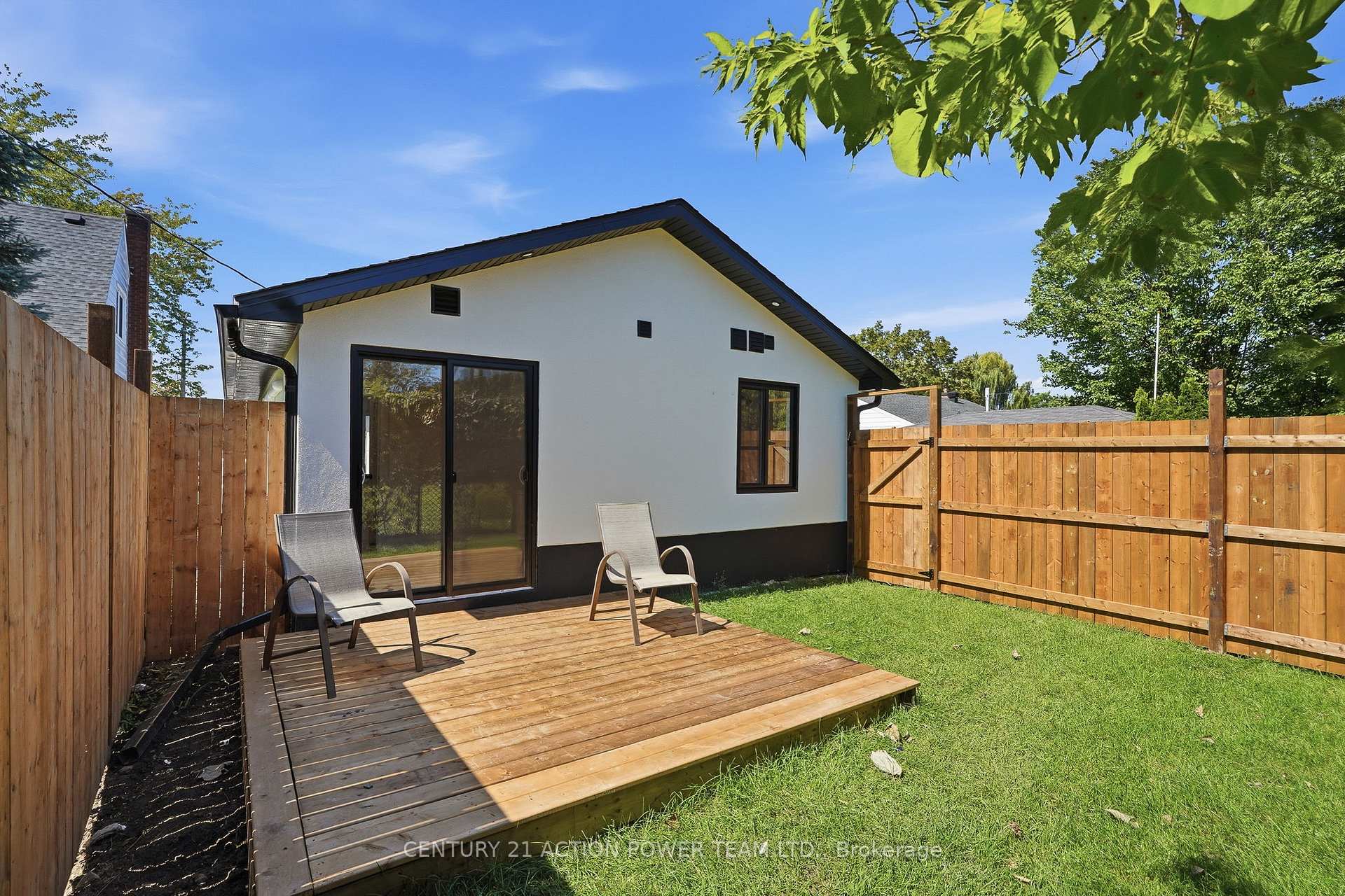 Photo 35 of 1831 Haig Drive S, Ottawa, Elmvale Acres — HOMEH