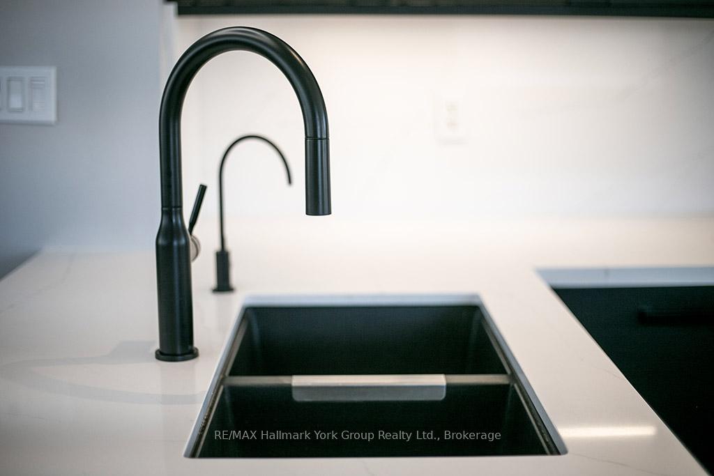 Photo 12 of 69 Joseph Trail, Collingwood — HOMEH