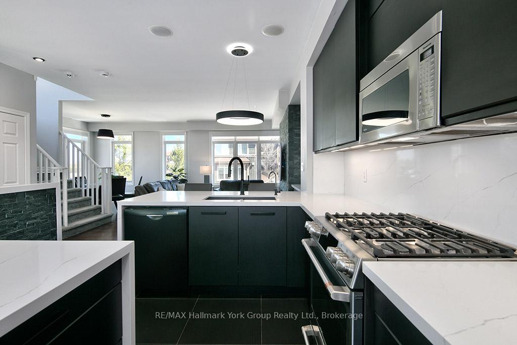 Photo 20 of 69 Joseph Trail, Collingwood — HOMEH