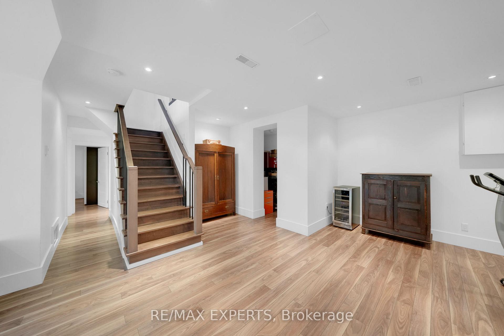Photo 38 of 65 John Street, King, King City — HOMEH