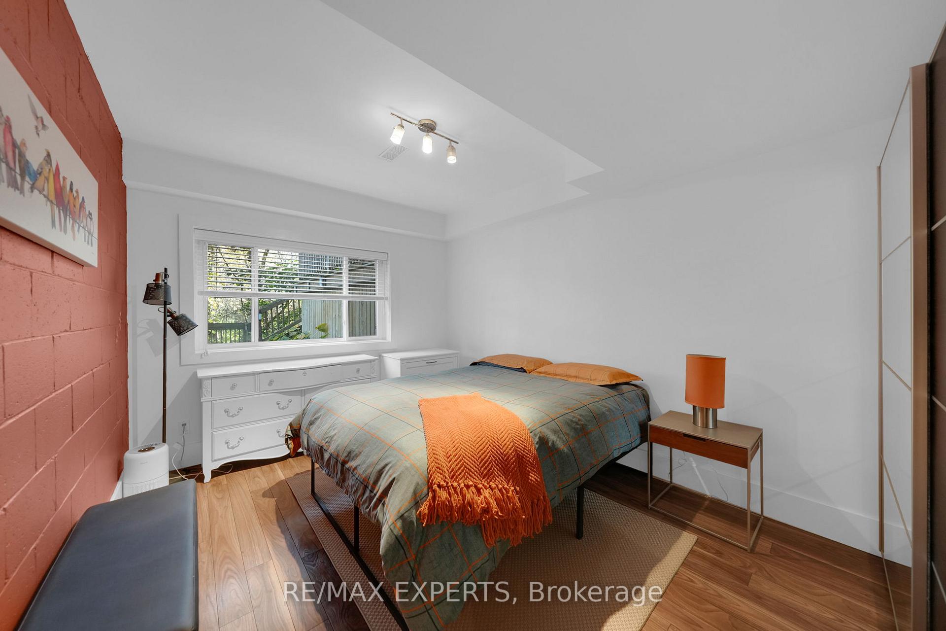 Photo 40 of 65 John Street, King, King City — HOMEH