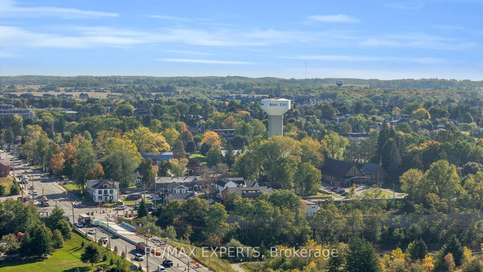 Photo 50 of 65 John Street, King, King City — HOMEH