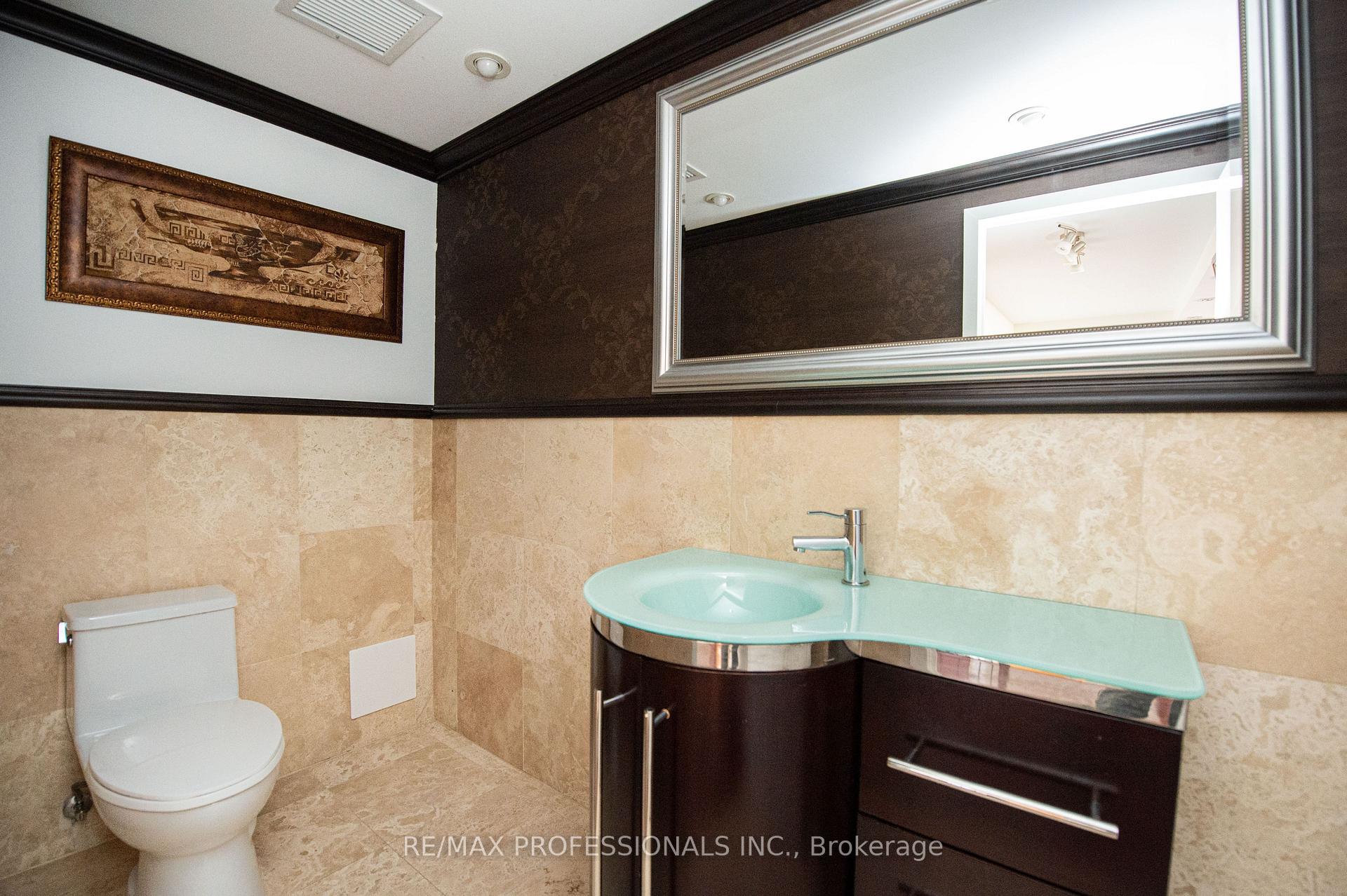 Photo 8 of Unit PH08, 296 Mill Road, Etobicoke, Markland Wood — HOMEH