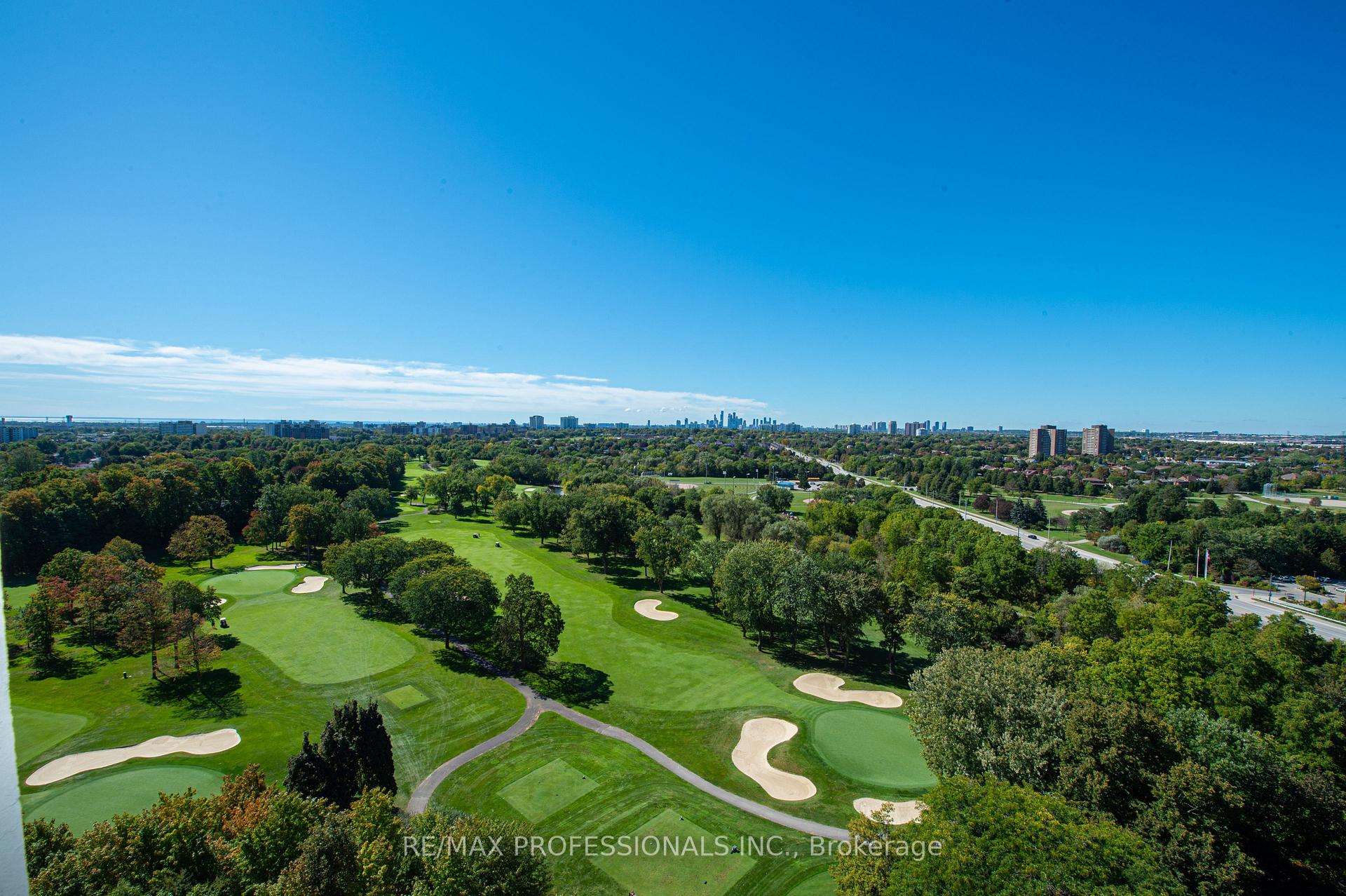 Photo 10 of Unit PH08, 296 Mill Road, Etobicoke, Markland Wood — HOMEH