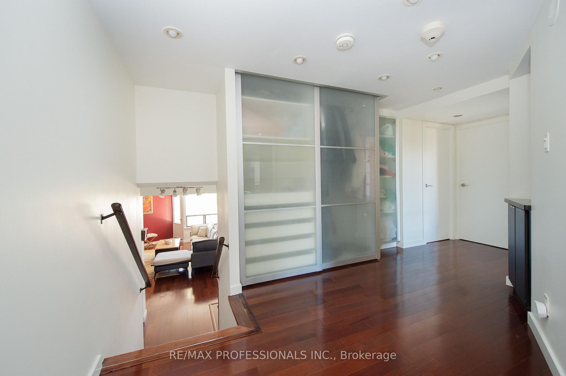 Photo 19 of Unit PH08, 296 Mill Road, Etobicoke, Markland Wood — HOMEH