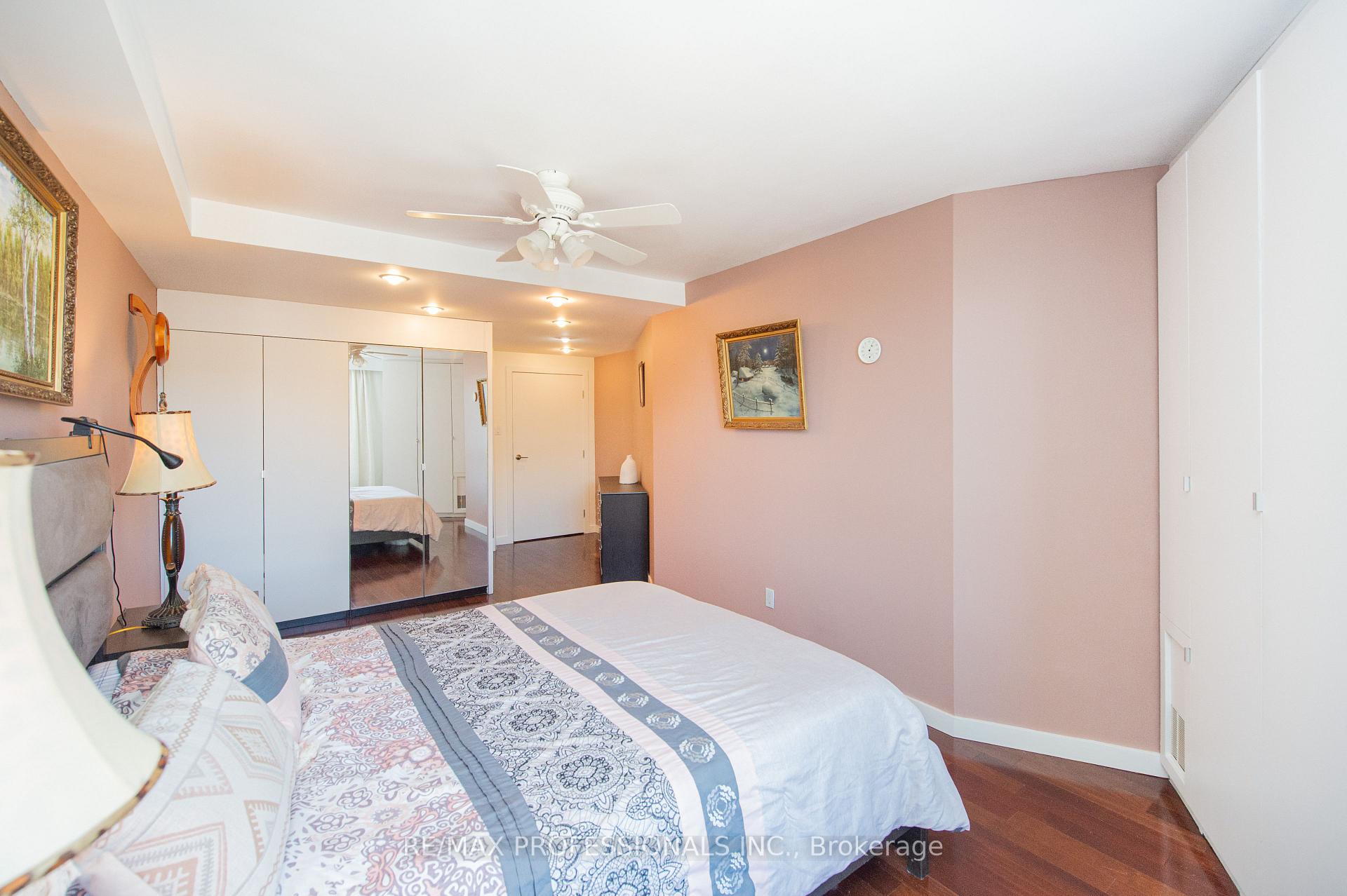 Photo 21 of Unit PH08, 296 Mill Road, Etobicoke, Markland Wood — HOMEH