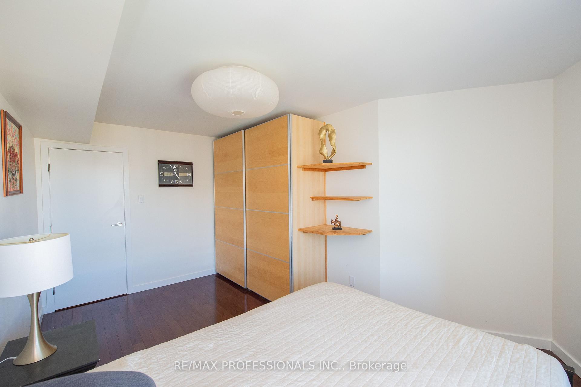 Photo 25 of Unit PH08, 296 Mill Road, Etobicoke, Markland Wood — HOMEH